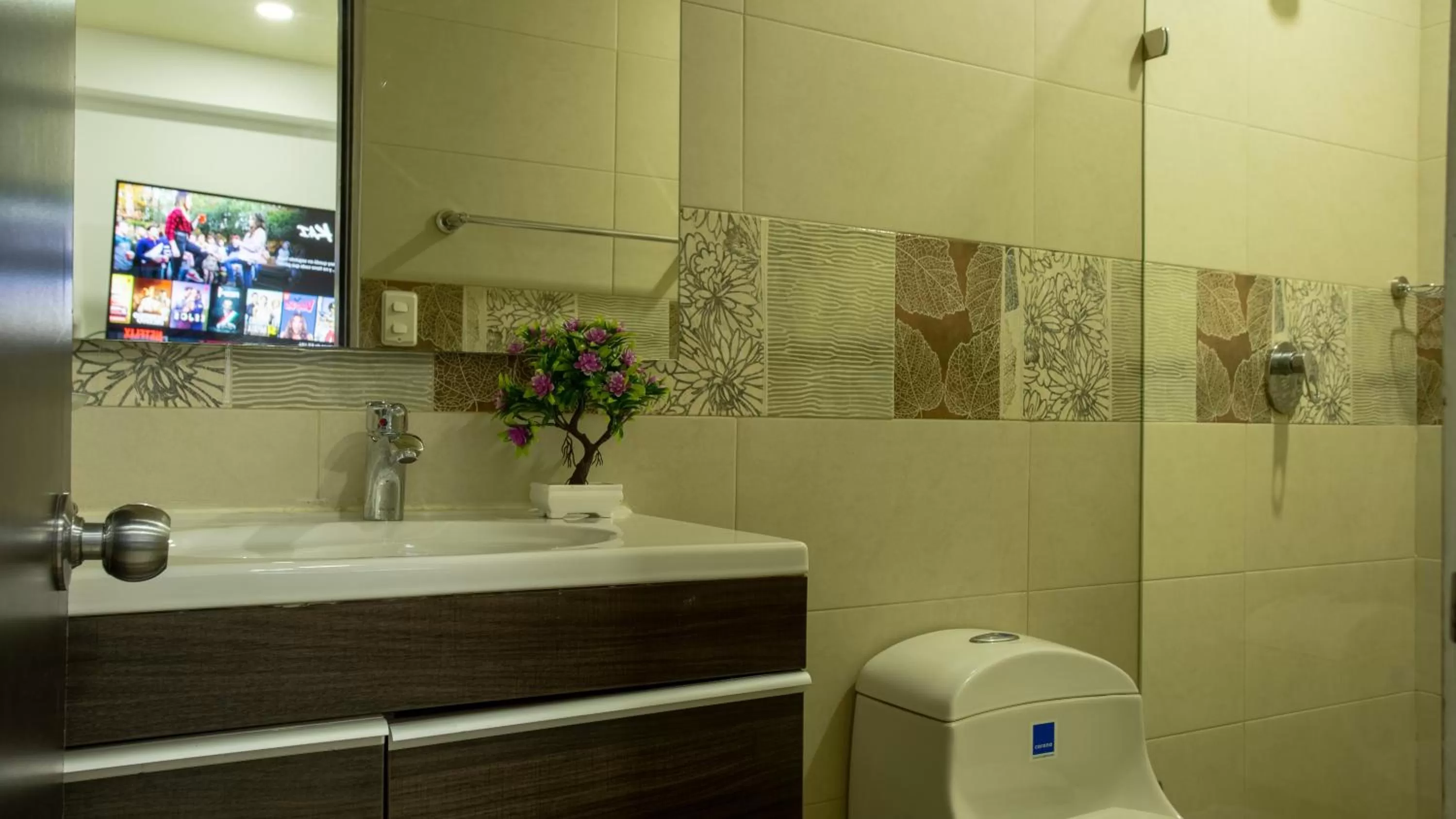 Bathroom in Hollywood Beach Suite