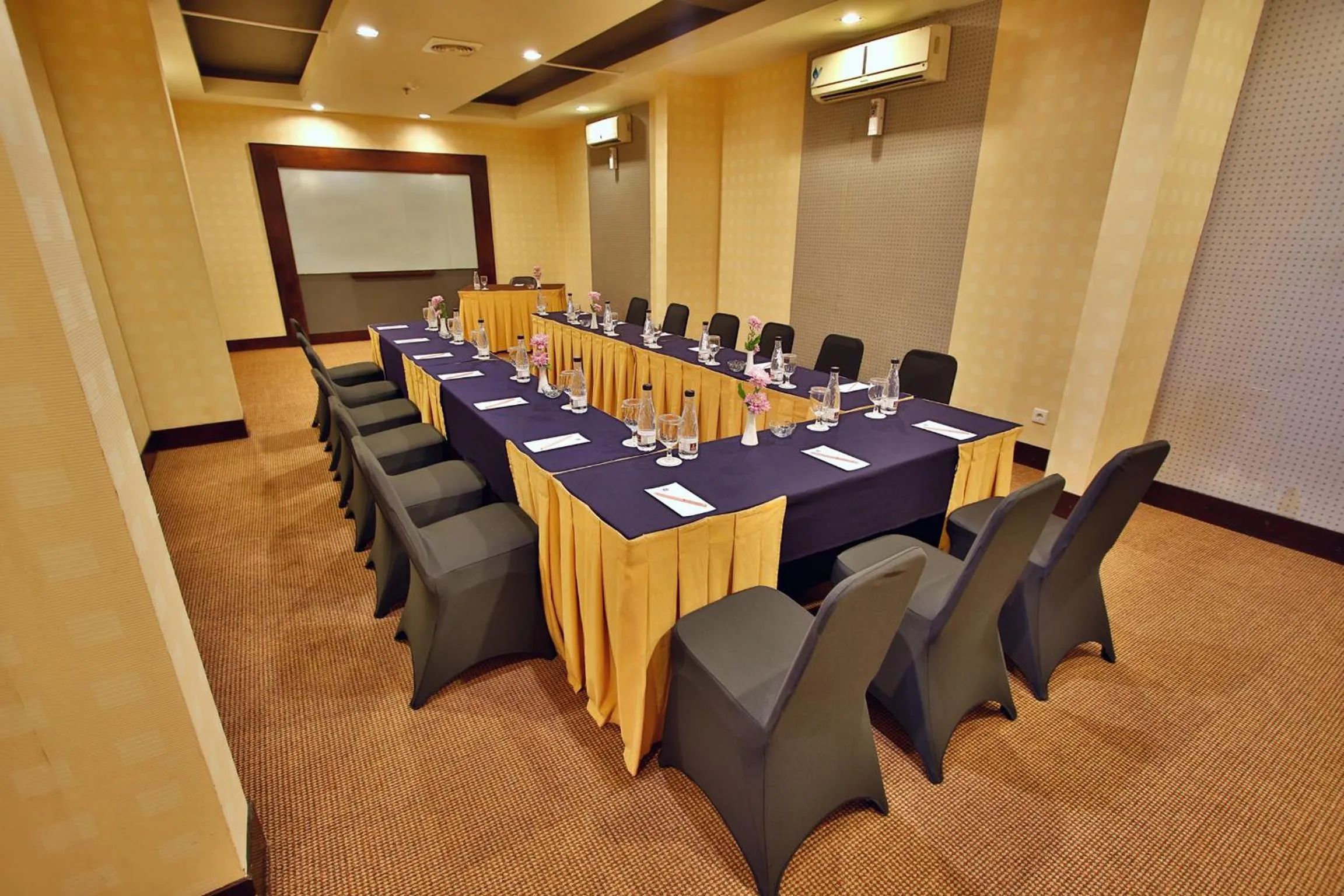 Banquet/Function facilities in The Jayakarta Suites Bandung