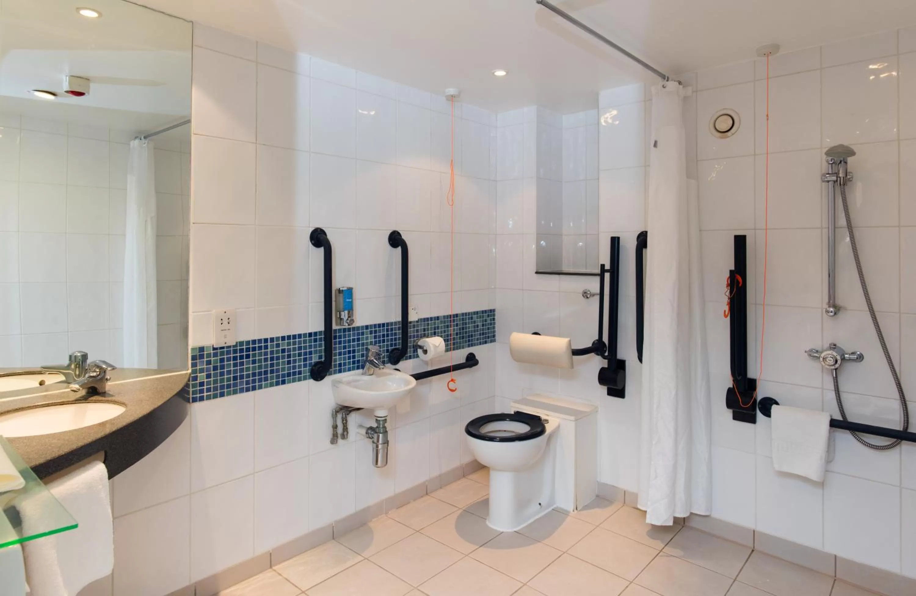 Bathroom in Holiday Inn Express Newcastle City Centre by IHG