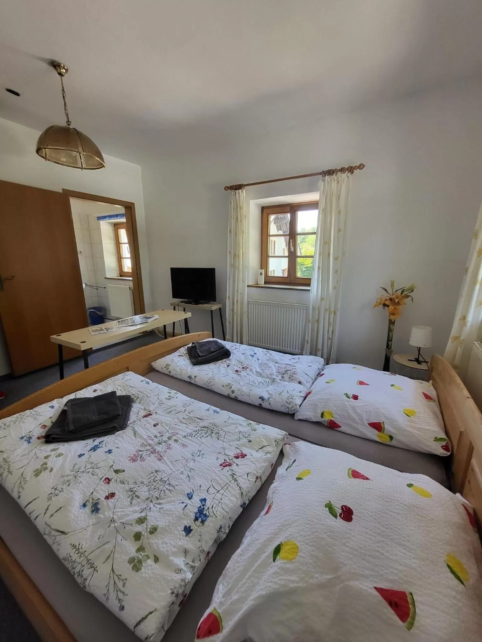 Bed in Gasthaus Staufenbrücke