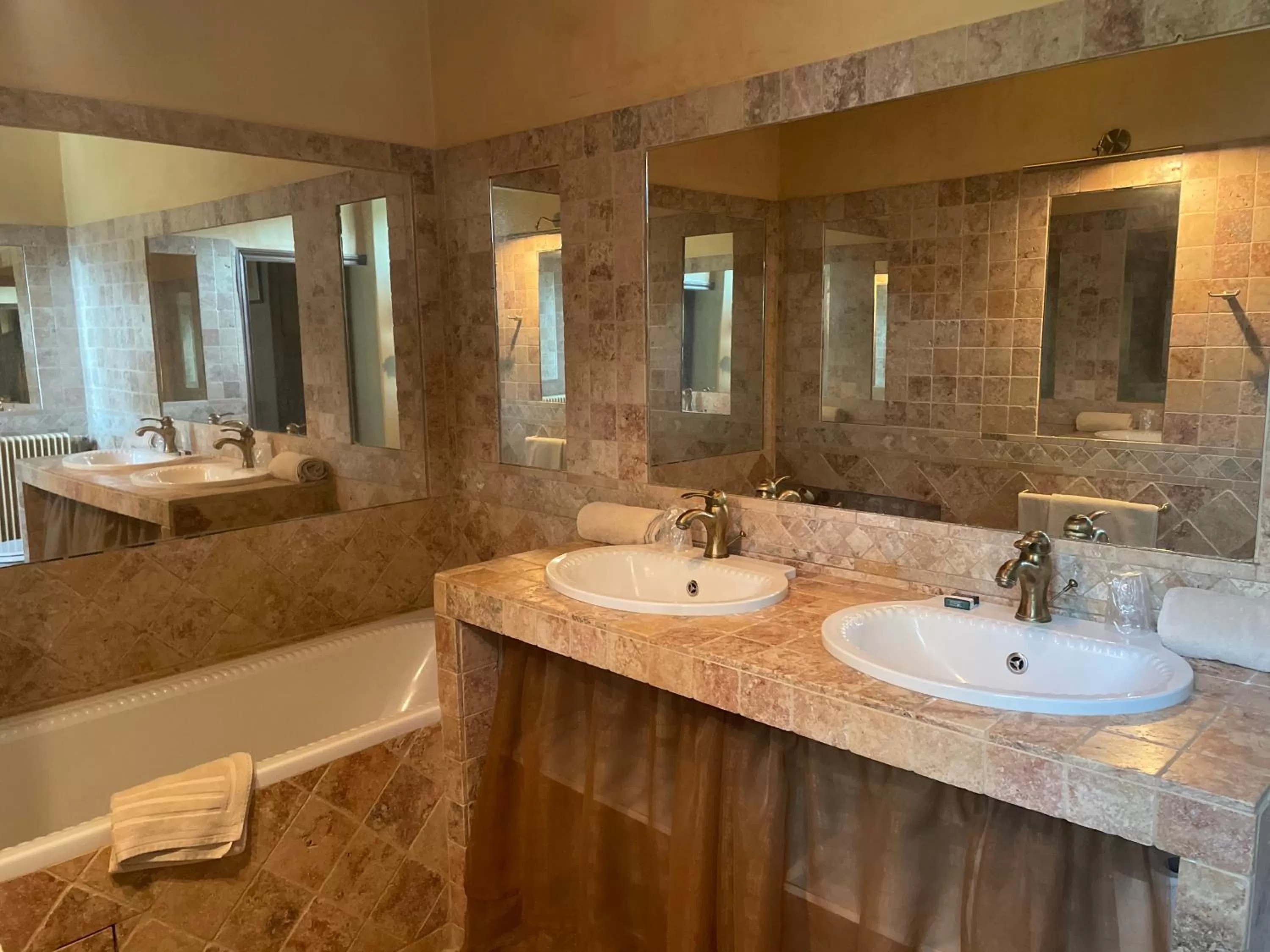 Bathroom in Manoir de la Rémonière