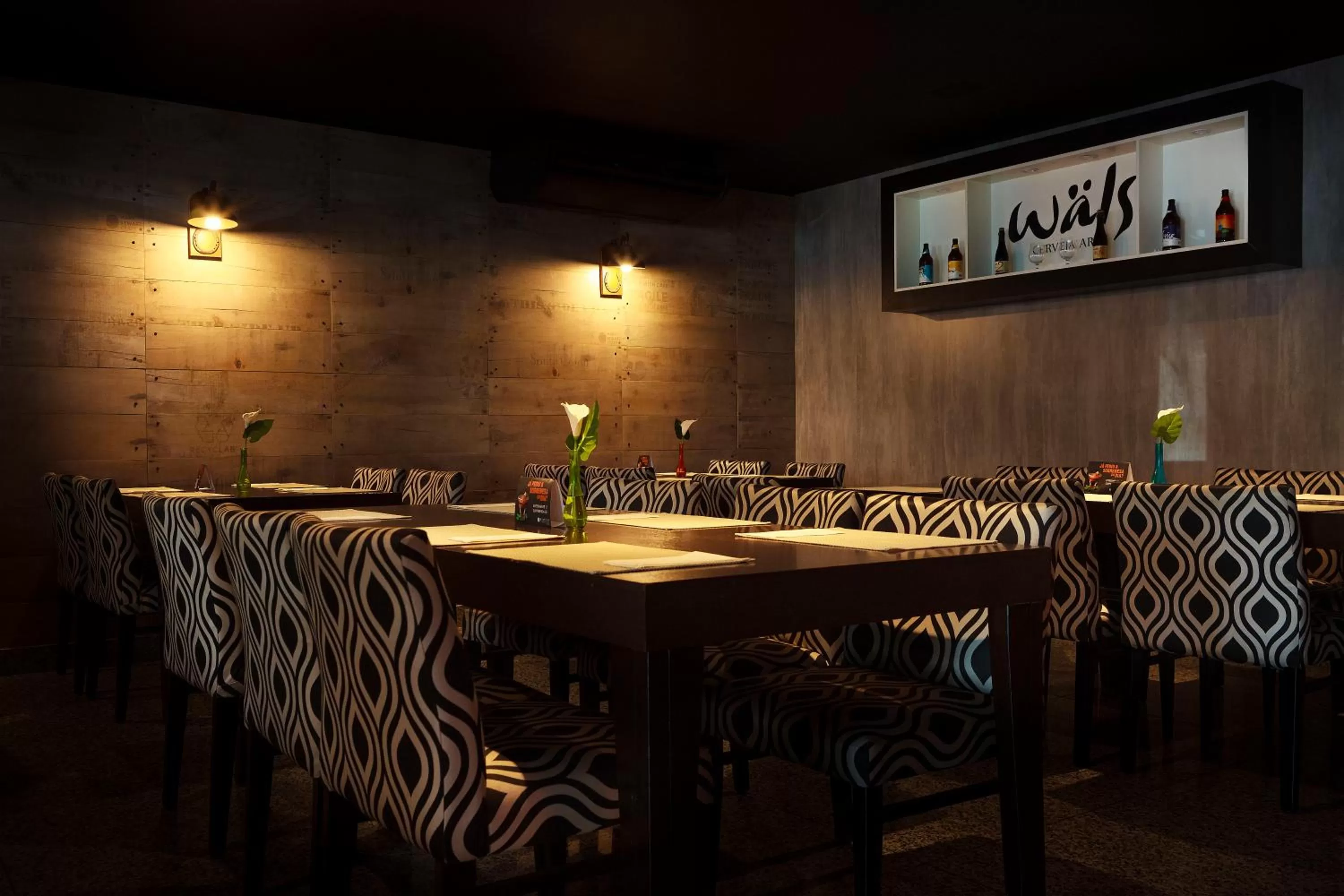 Restaurant/places to eat in Ramada Hotel & Suites Lagoa Santa By Wyndham