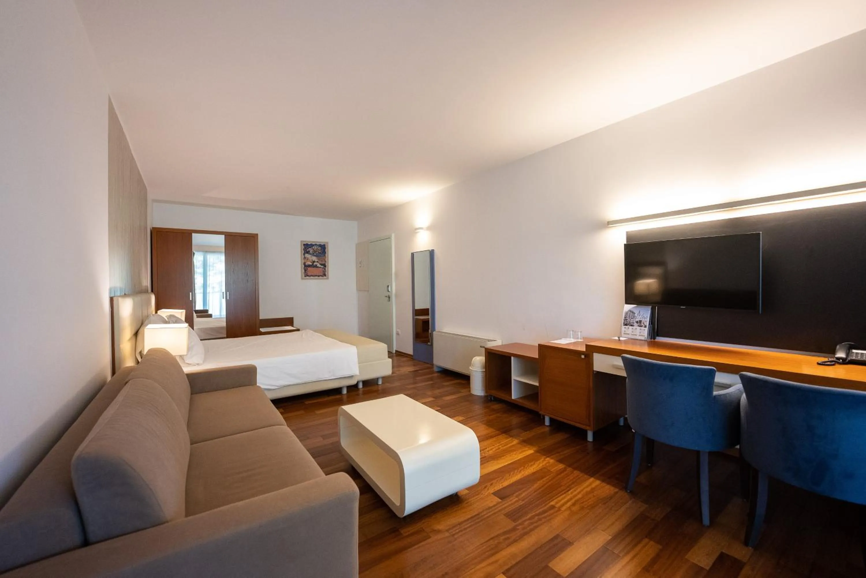 TV and multimedia, Bed in Boutique Hotel Portorose