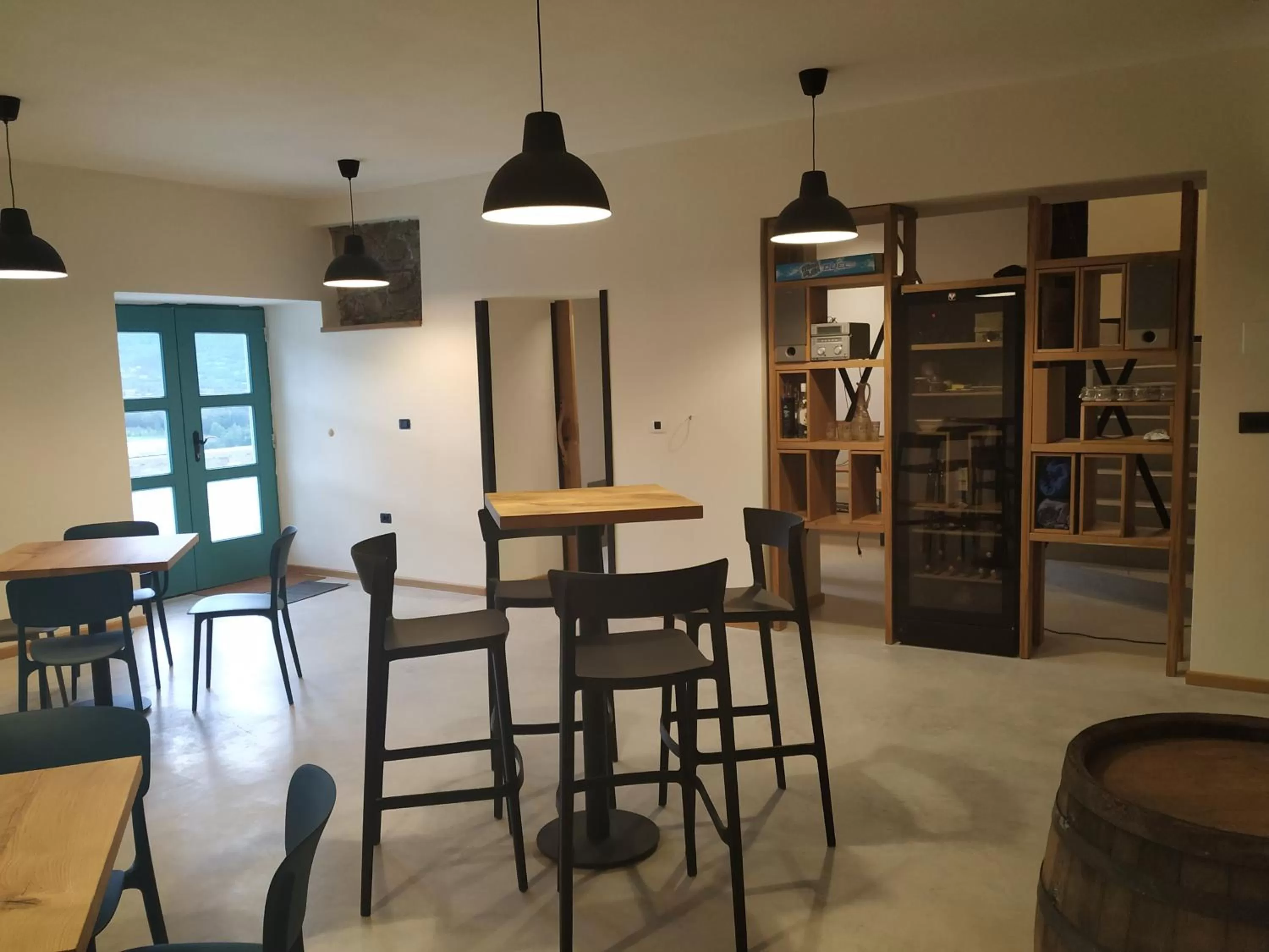 Lounge or bar, Dining Area in B & W KRIŽ