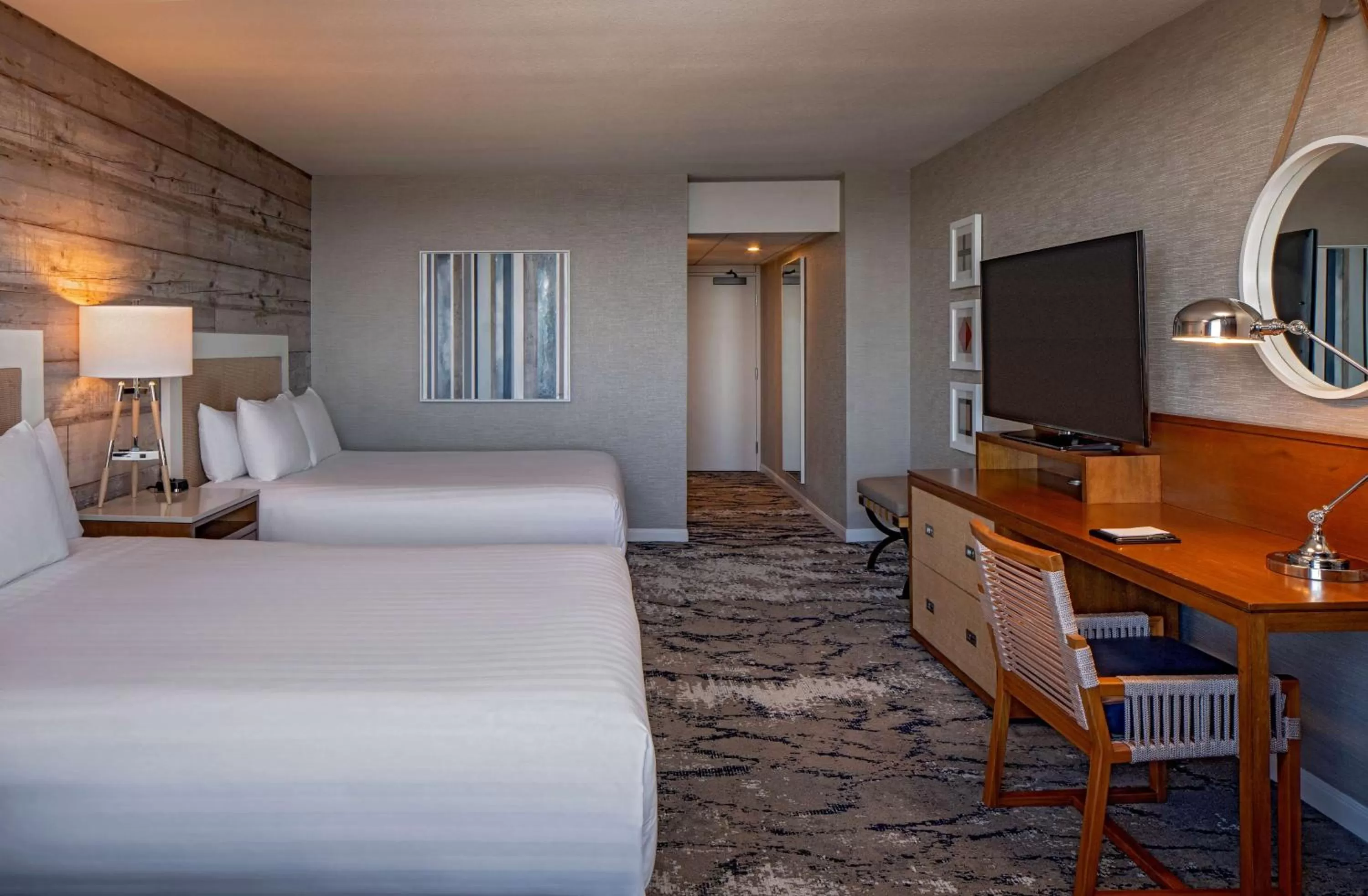 Bedroom, Bed in Hyatt Regency Mission Bay Spa and Marina