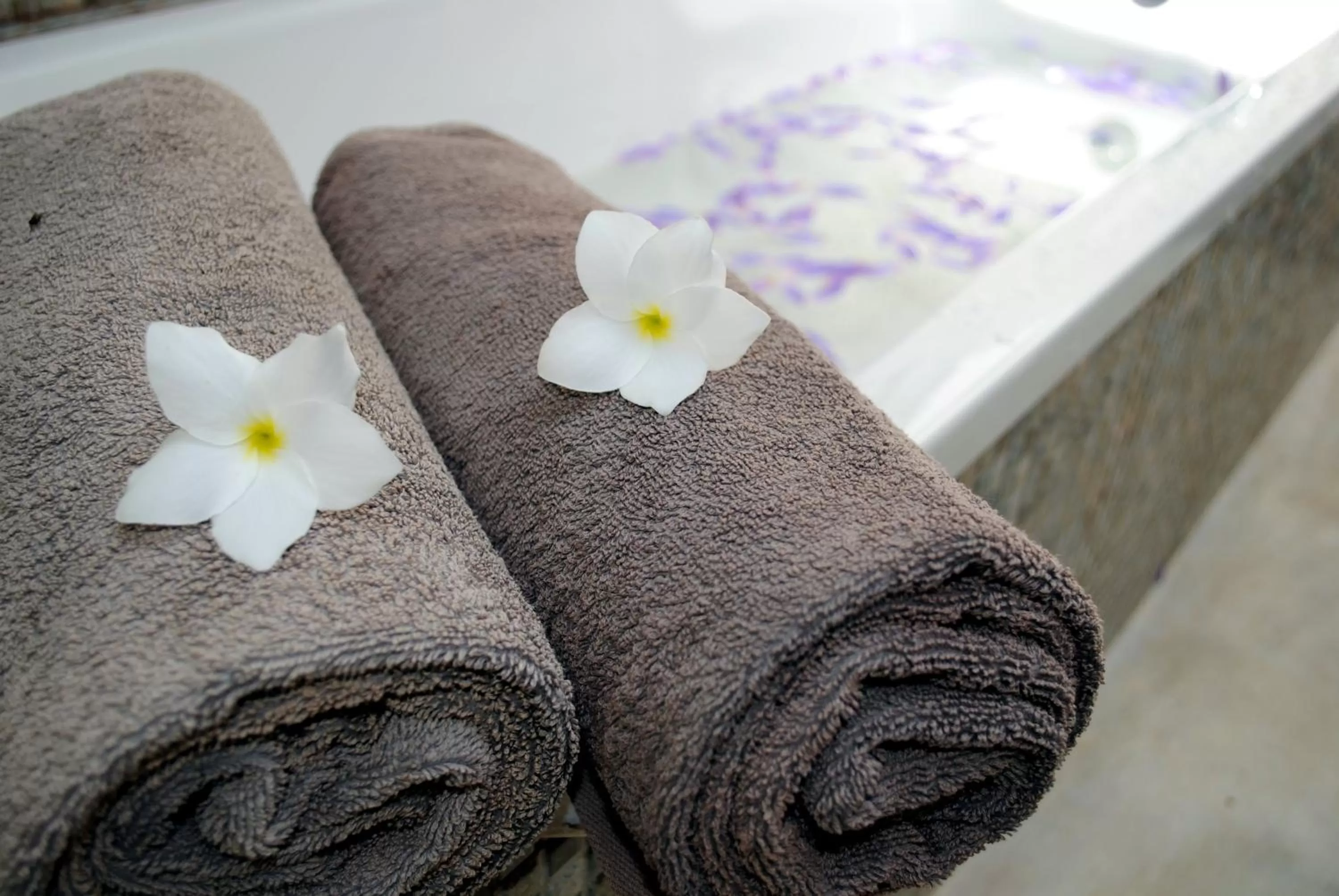 Area and facilities, Bed in Wasantha Garden Hotel Restaurant & Ayurvedic Treatment