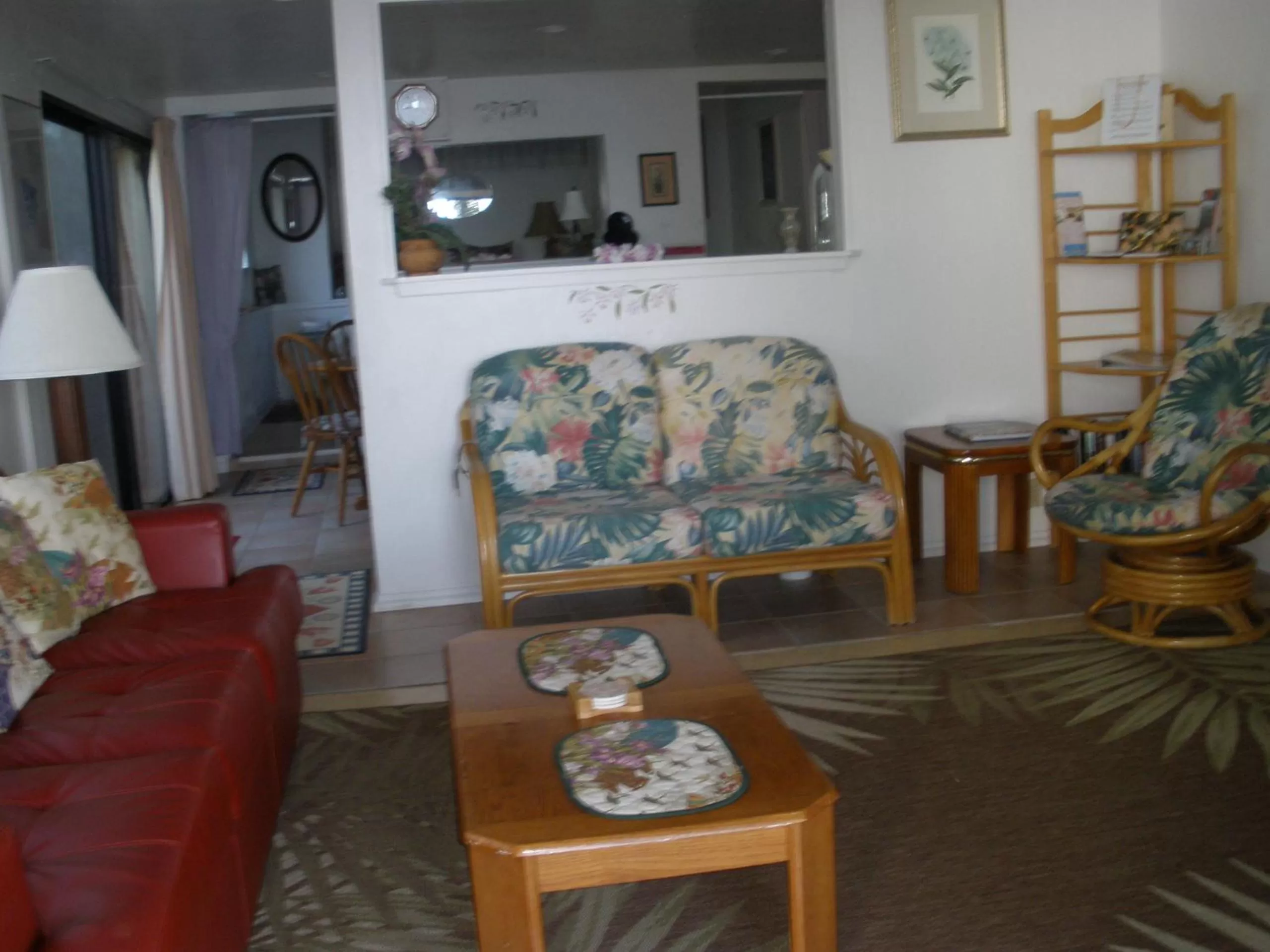 Seating Area in Belle Vue Kona Inc