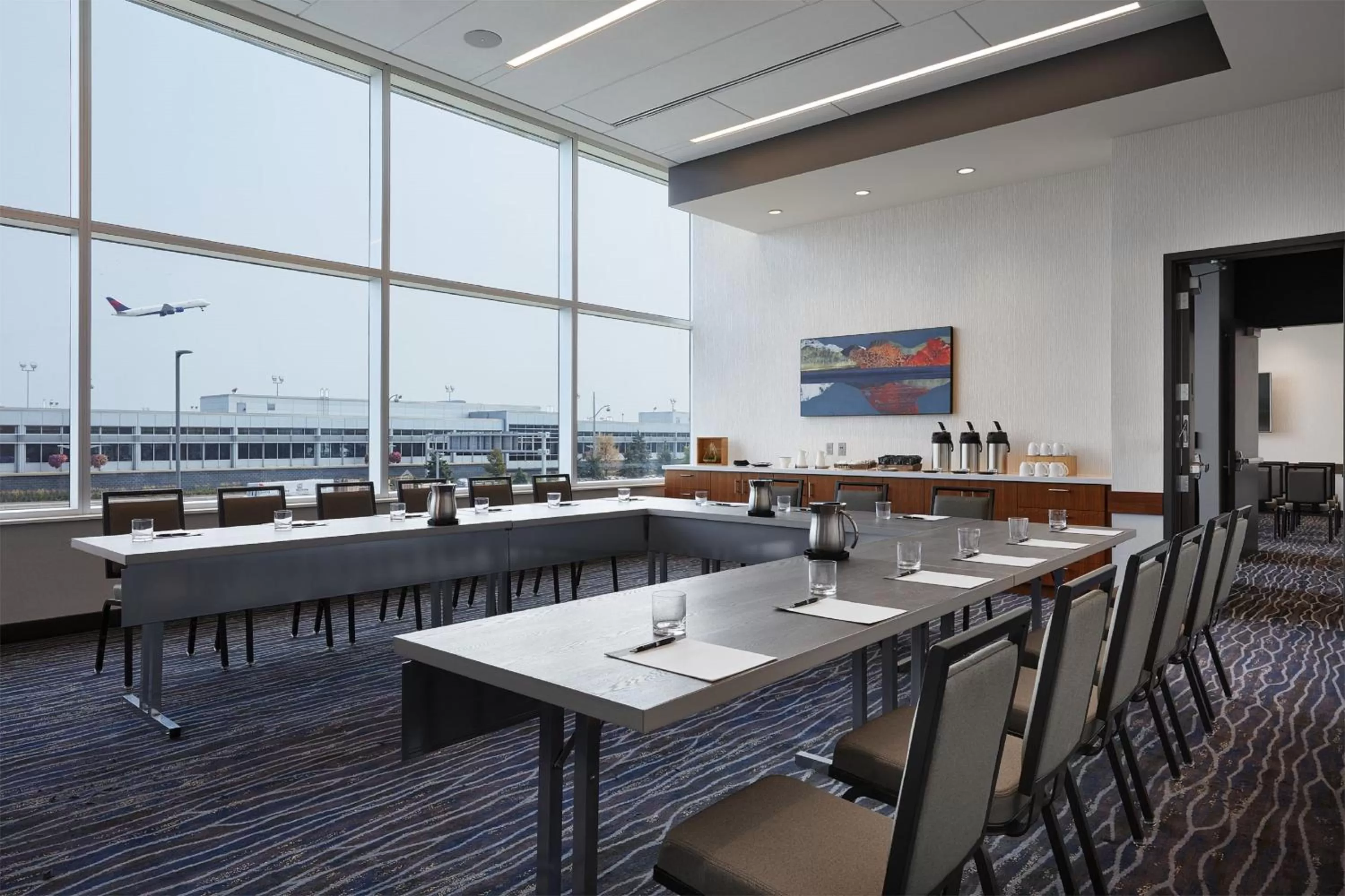 Meeting/conference room in InterContinental Minneapolis - St. Paul Airport by IHG
