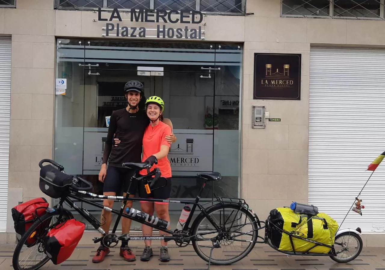 Facade/entrance in La Merced Plaza Hostal