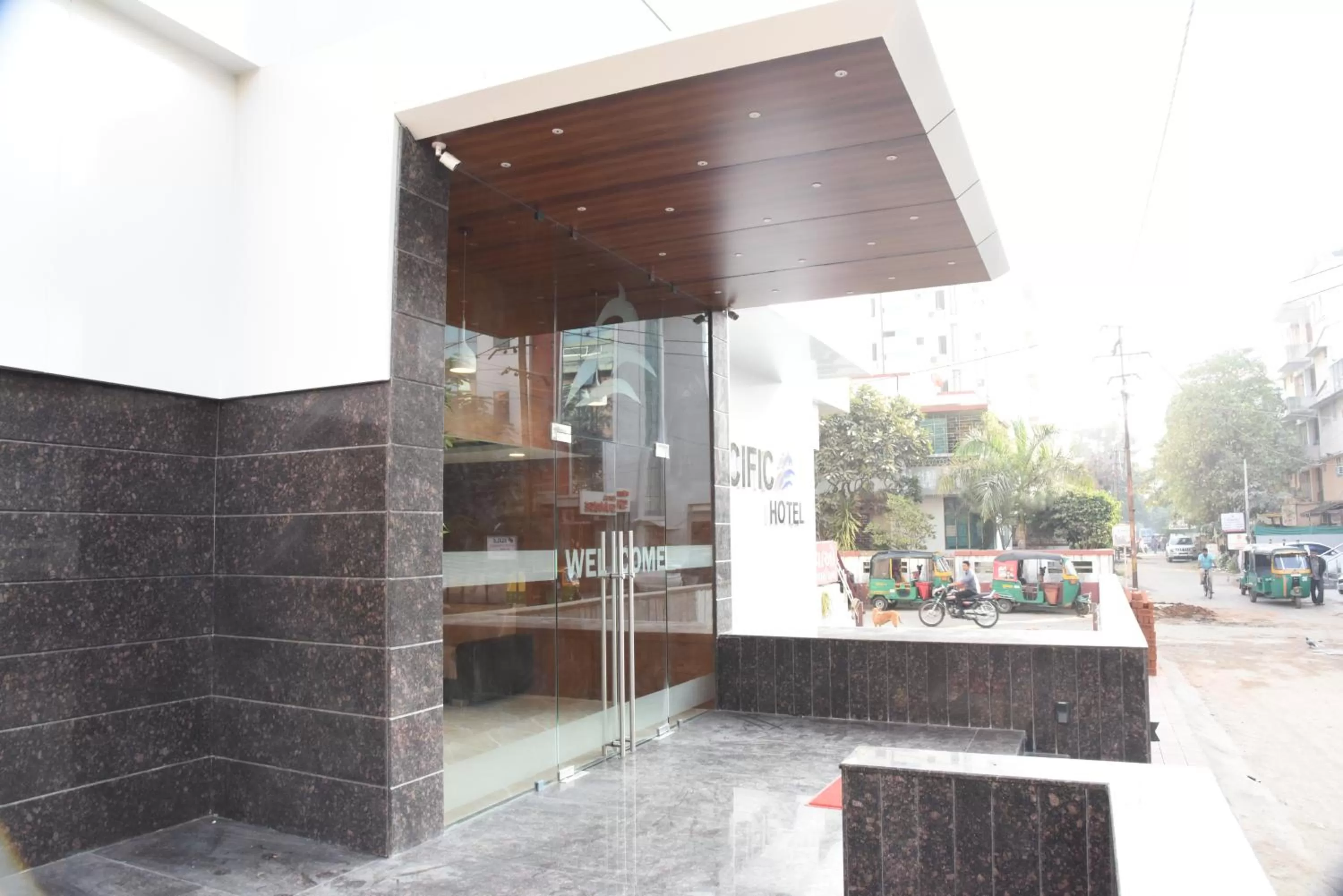 Facade/entrance in The Pacific Hotel