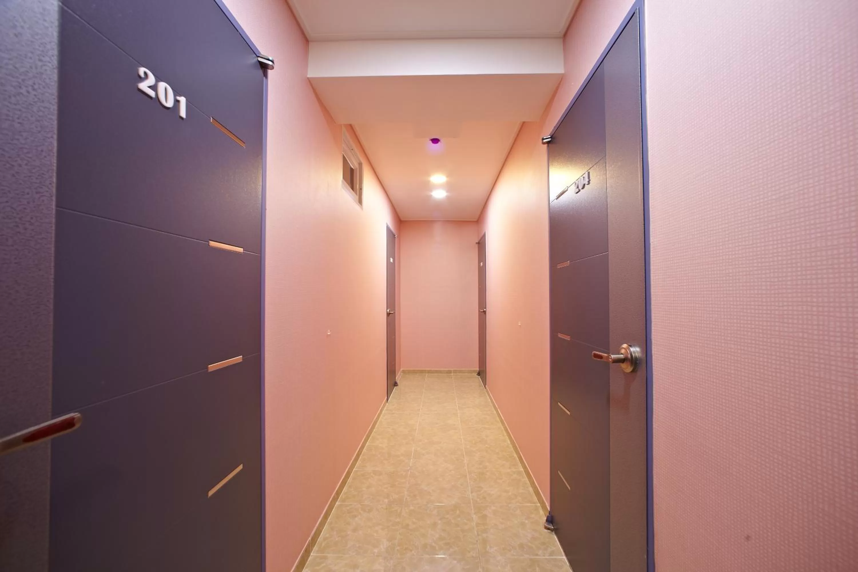 Living room in Rainbow Hotel Myeongdong