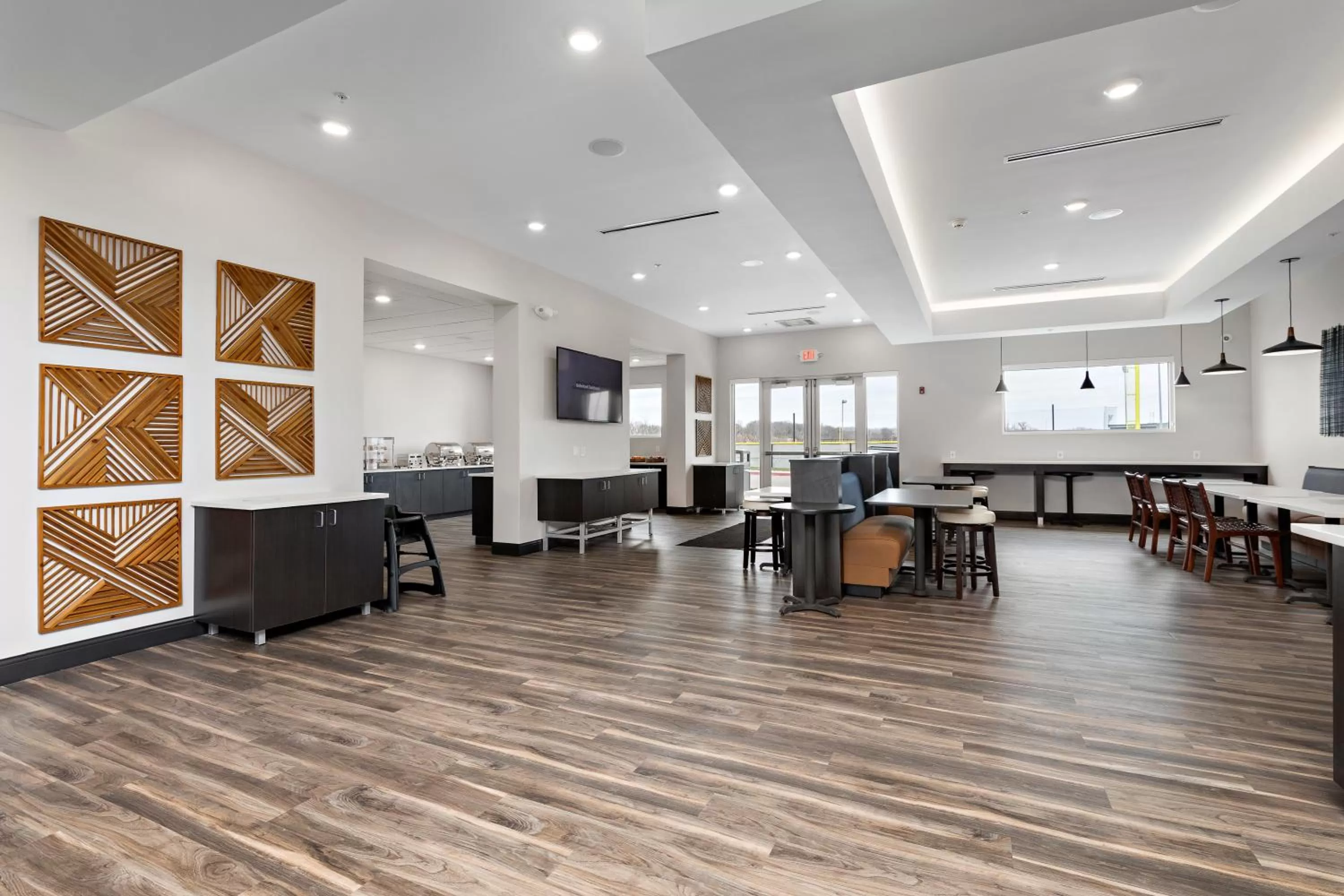 Lobby or reception in Holiday Inn Express Kansas City North Parkville by IHG