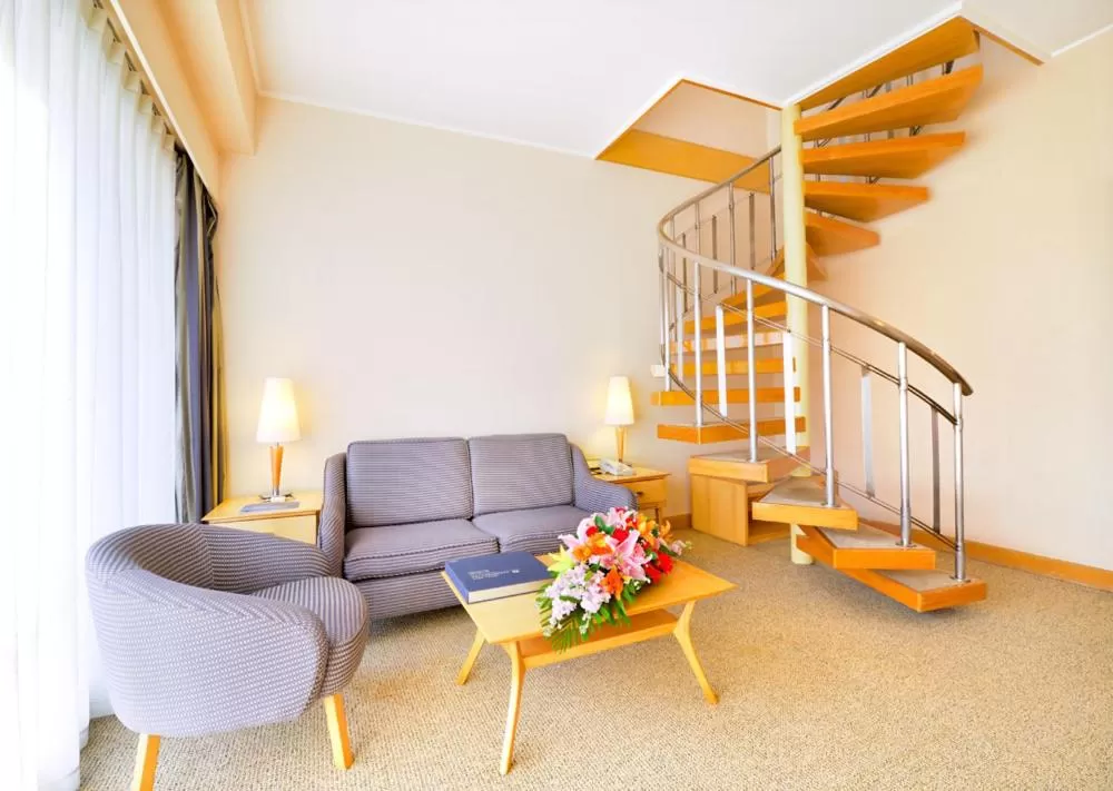 Living room in Beijing XinQiao Hotel