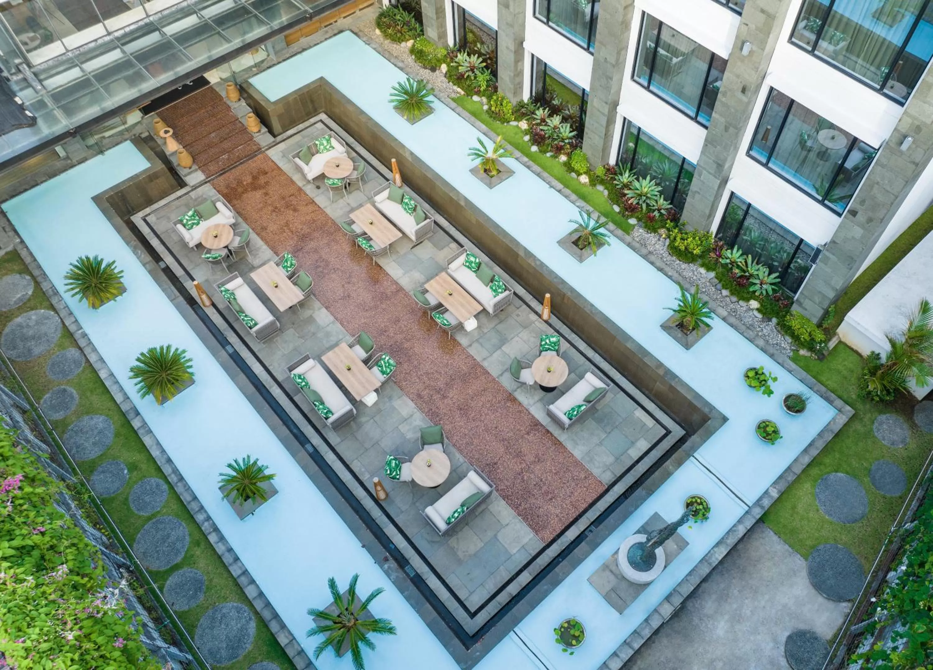 Restaurant/places to eat in Holiday Inn Bali Sanur by IHG