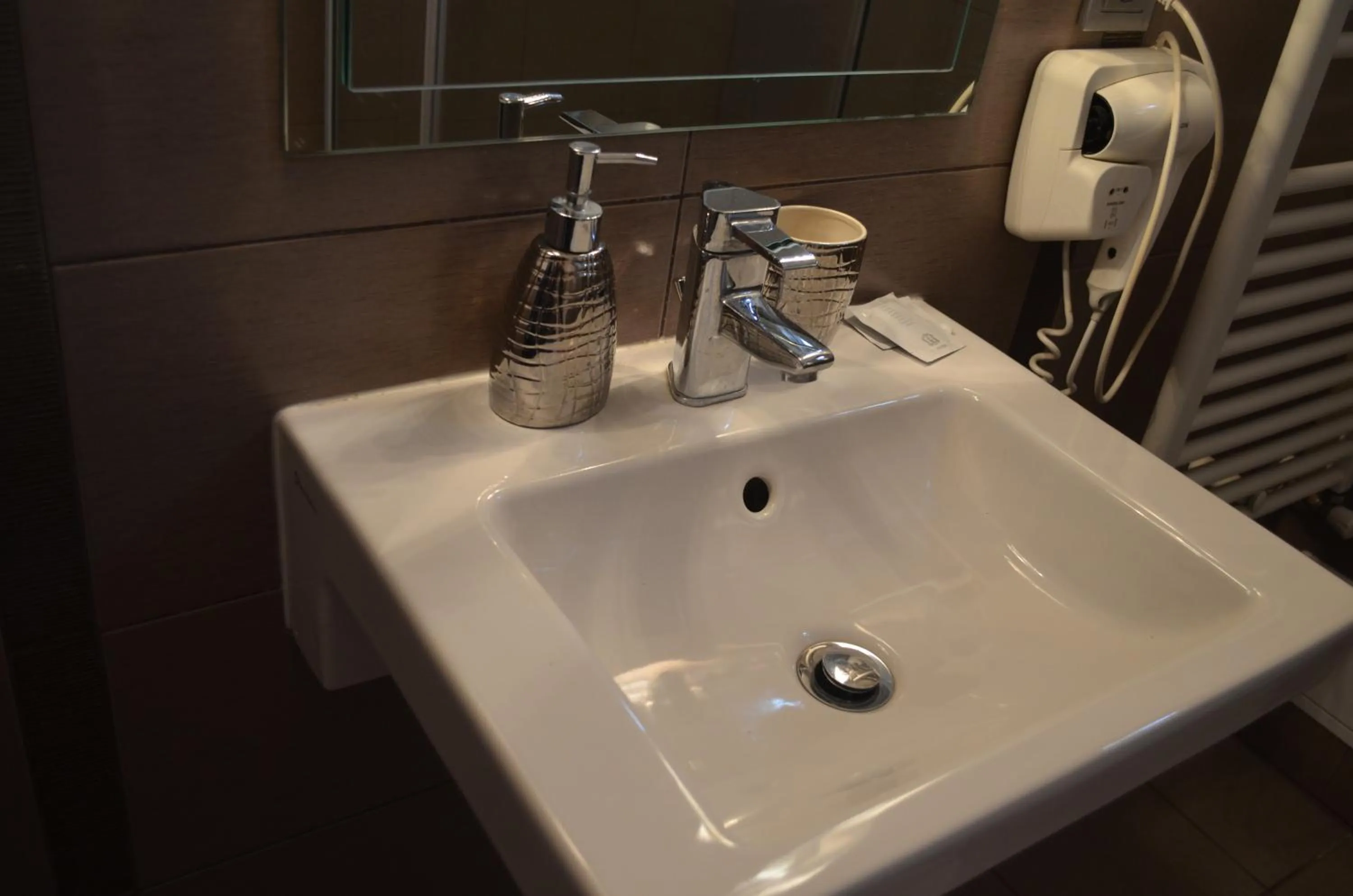 Bathroom in Hotel Premier