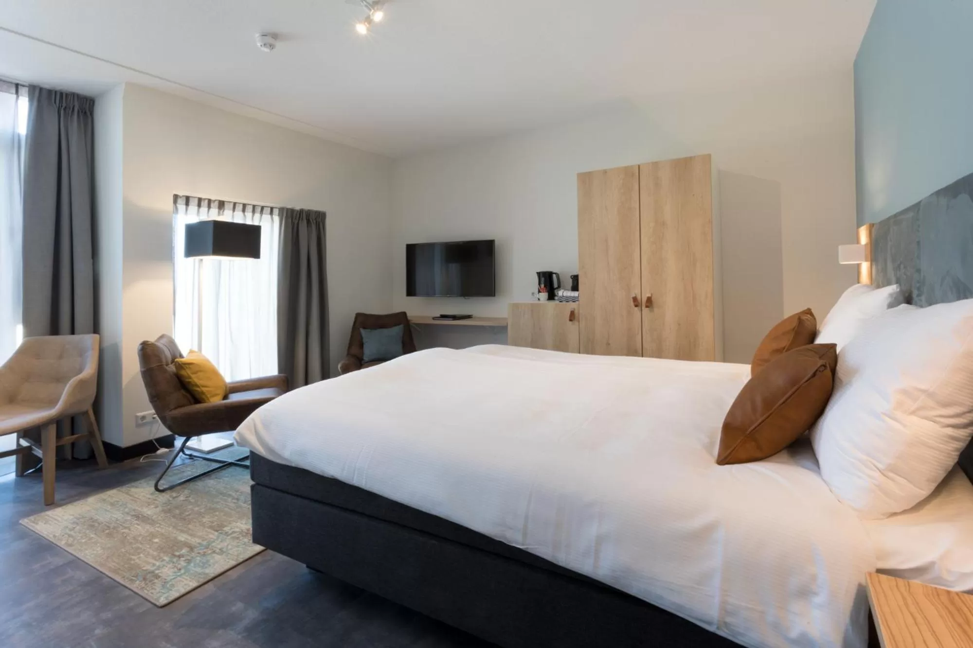 Photo of the whole room in Hotel Kaap West I Kloeg Collection