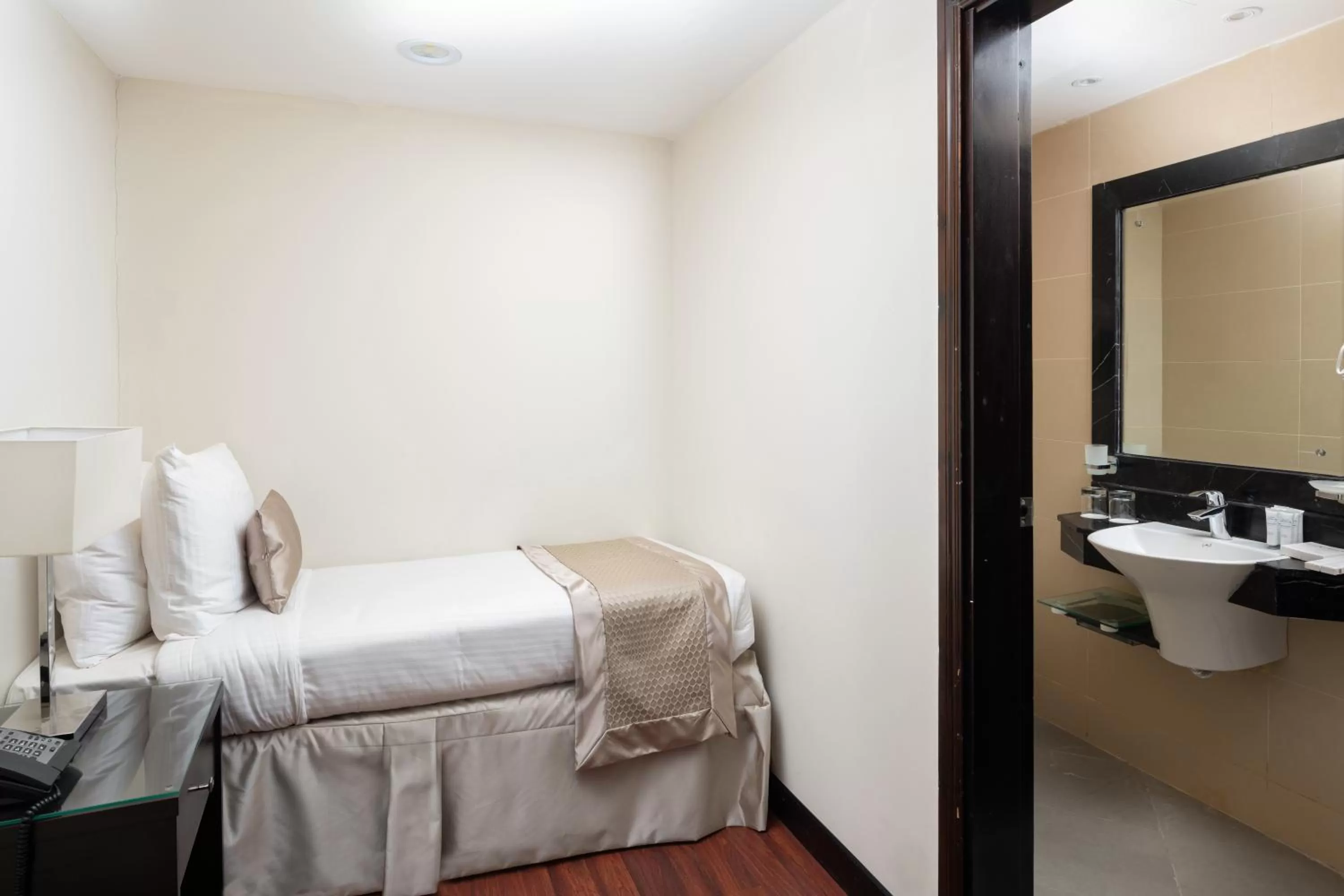 Bed in Taiba Front Hotel