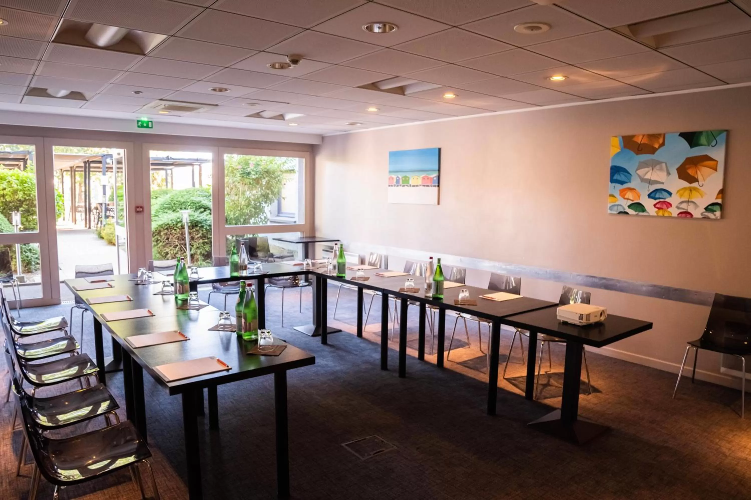 Lounge or bar in Parc Hôtel