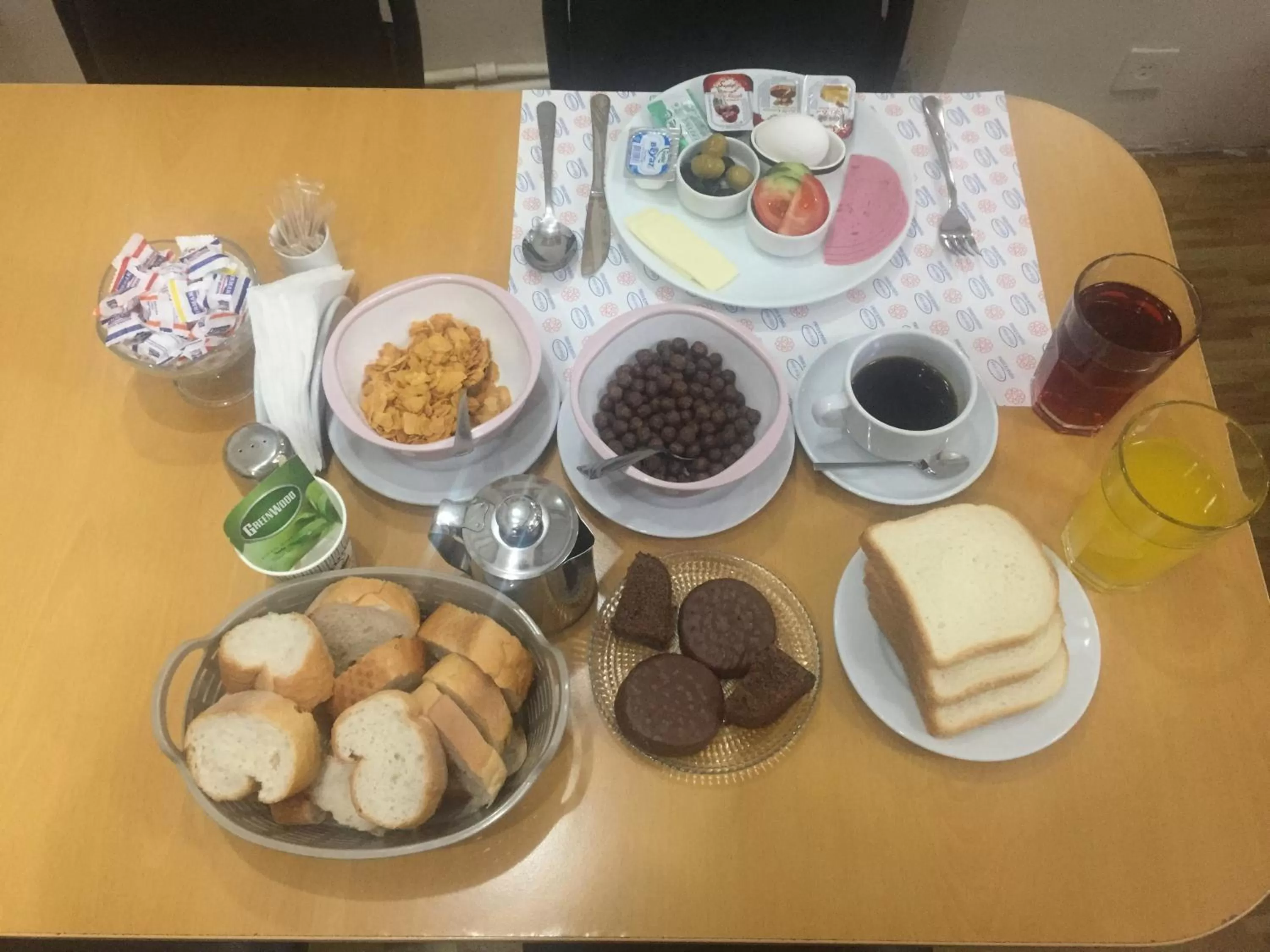 Breakfast in Paris Hotel