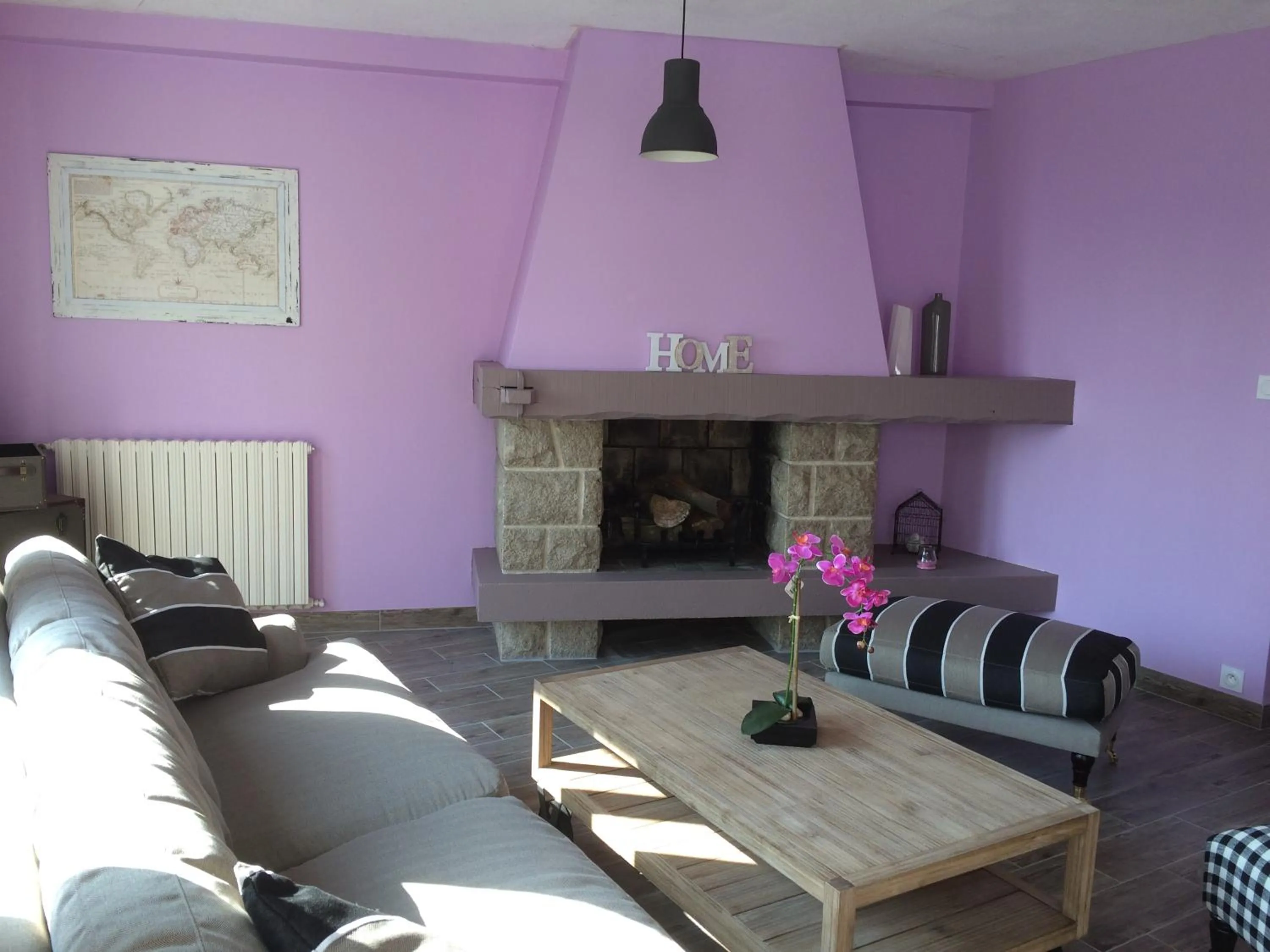 Day in Hotel Restaurant Bocher