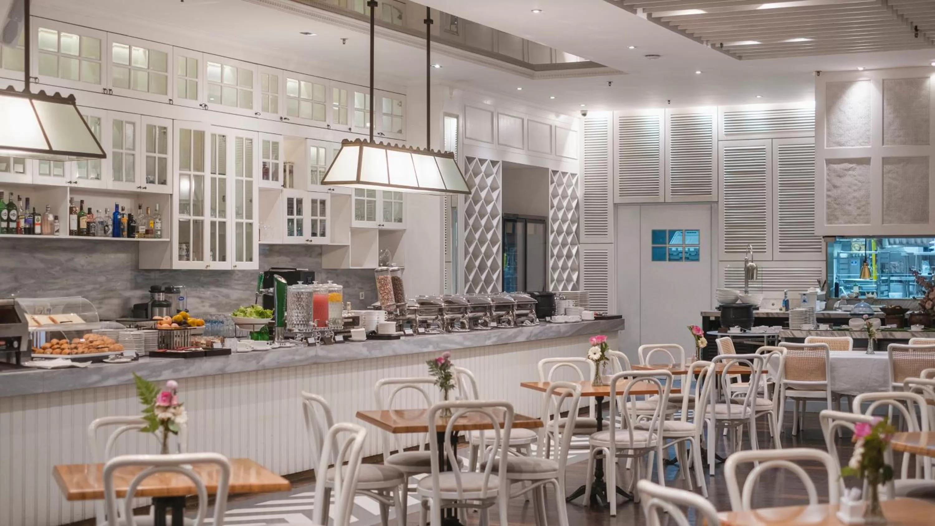 Breakfast in Veranda Hotel Pakubuwono