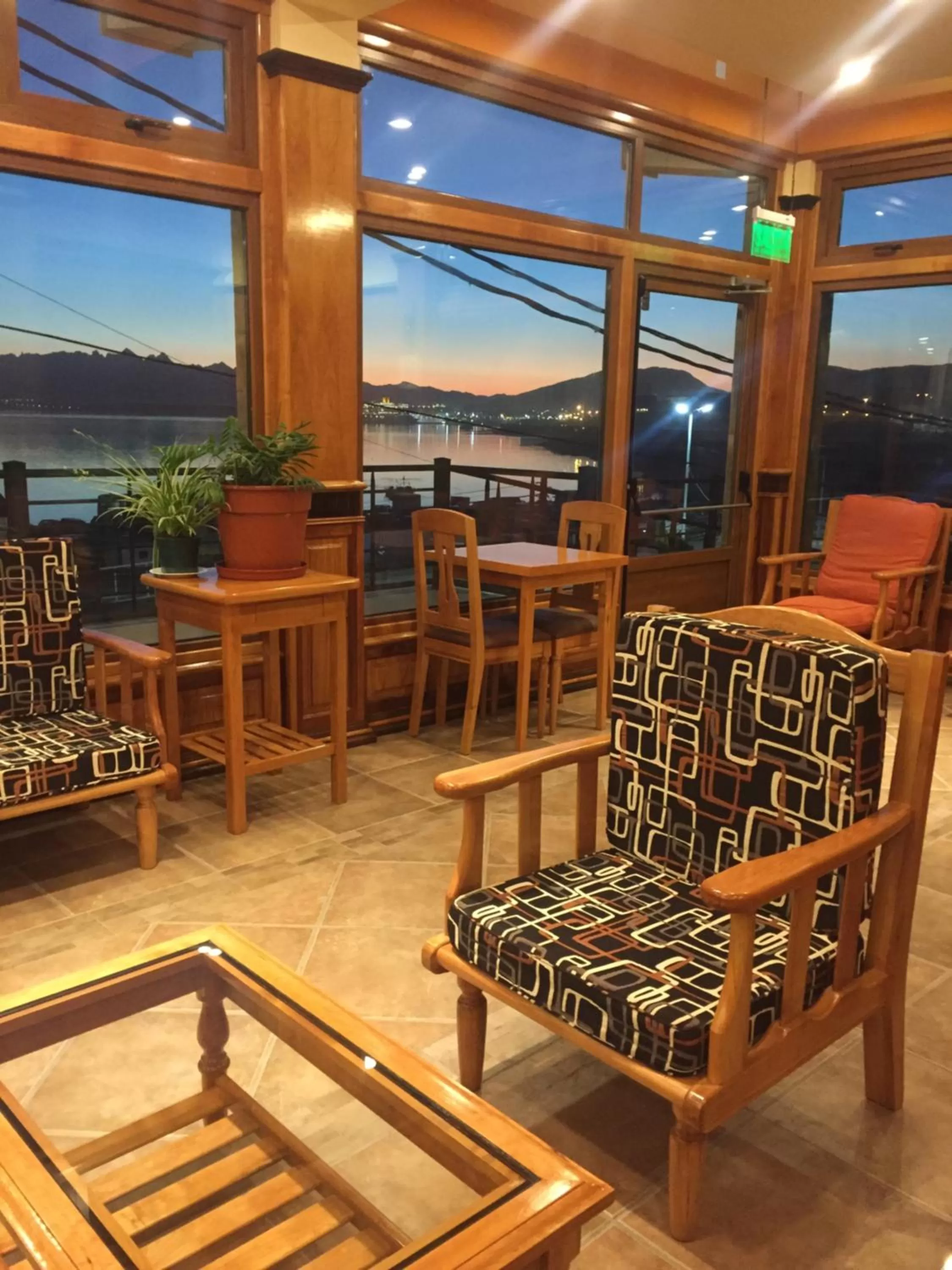 Lounge or bar in Balcones del Beagle Apart