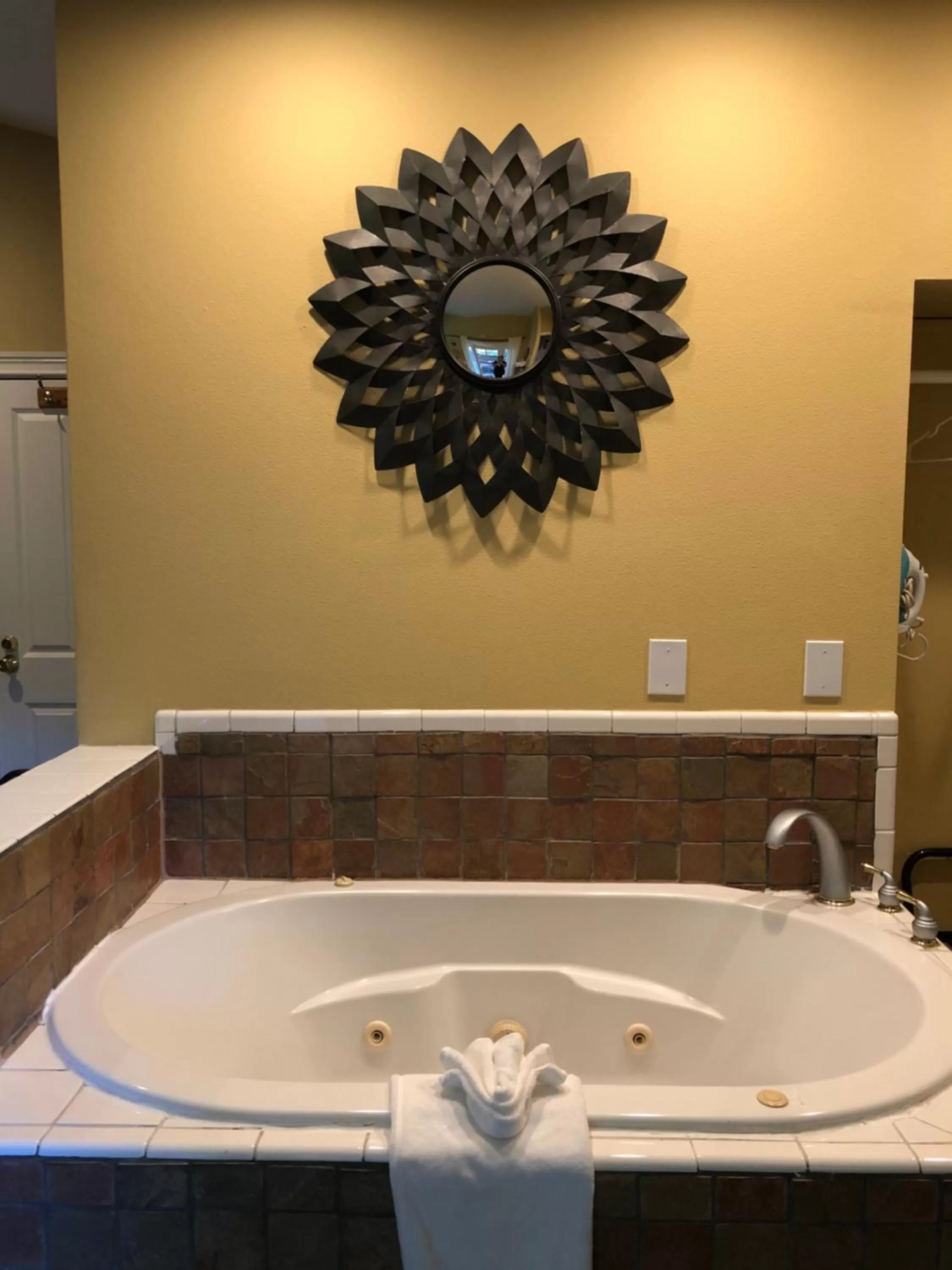 Glen Ellen Inn Secret Cottages