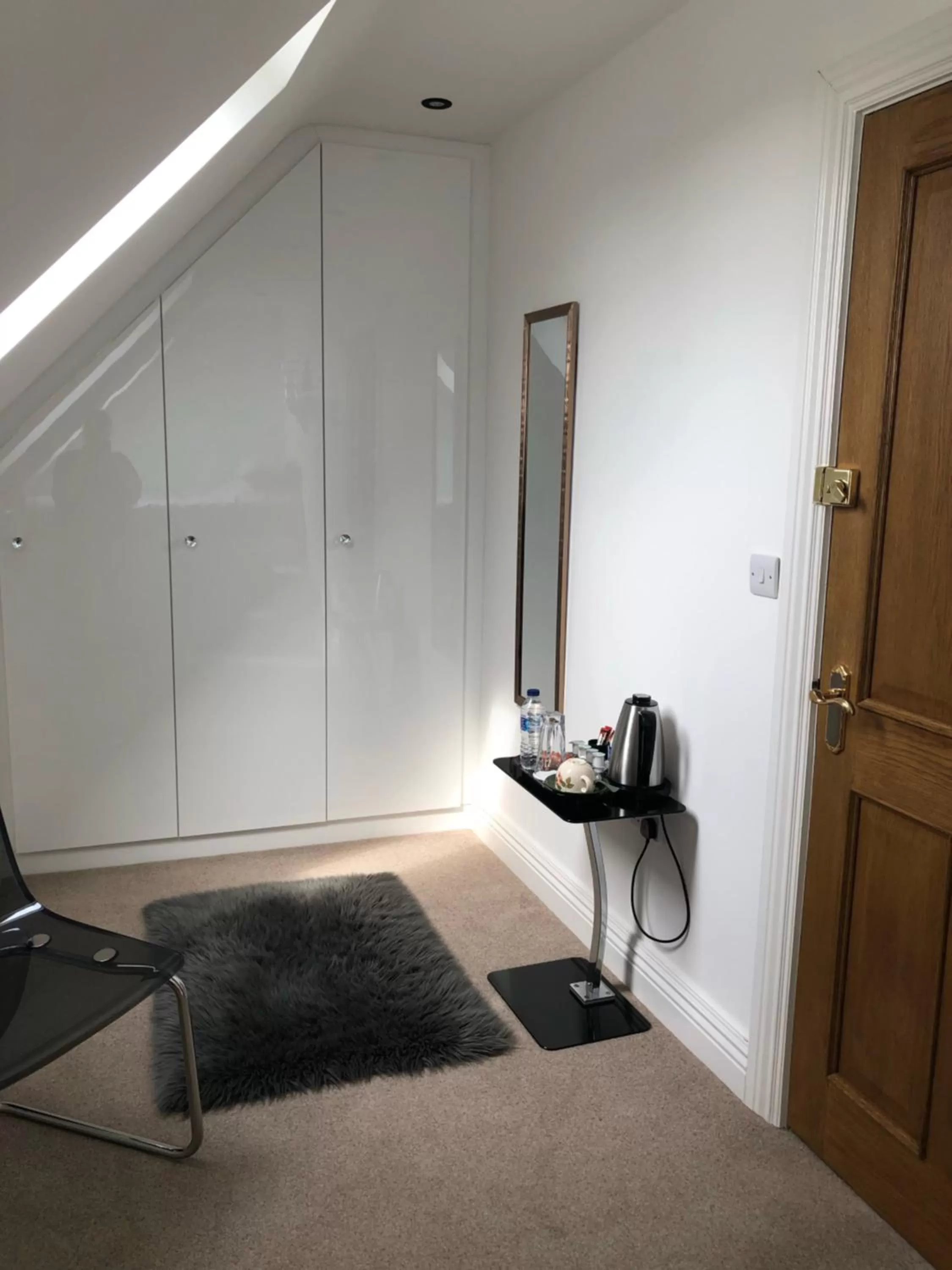 Bedroom, Bed in Lillium House