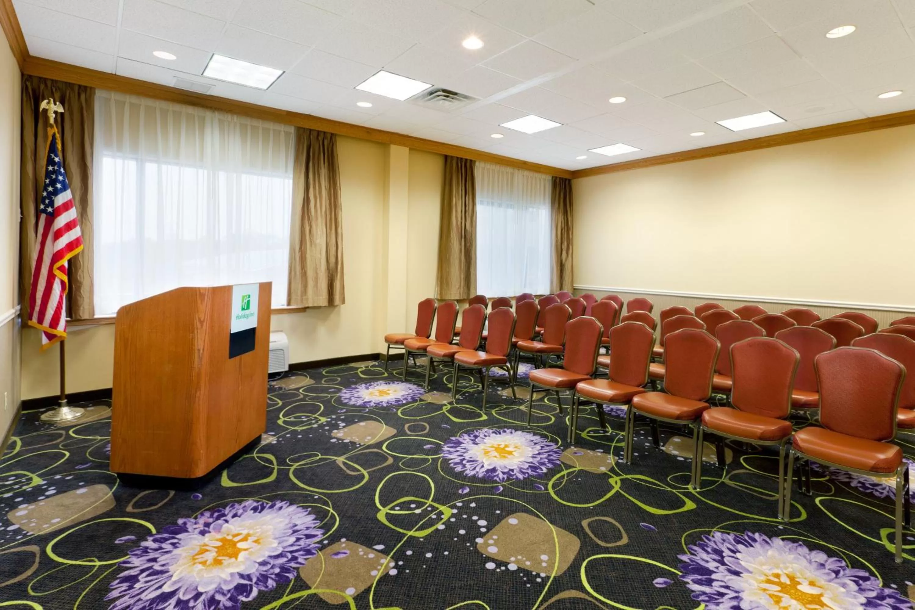 Meeting/conference room in Holiday Inn Clark - Newark by IHG