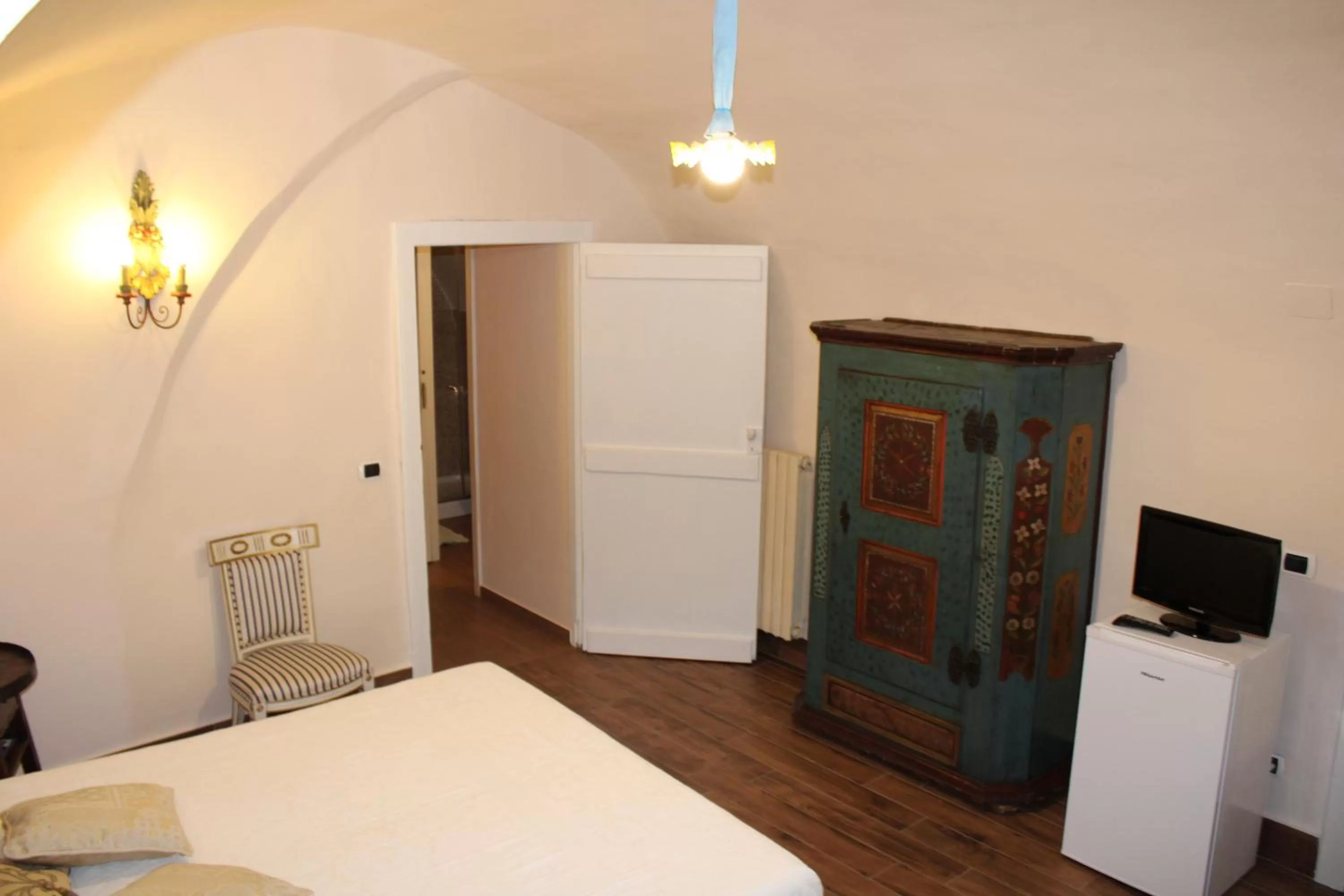 TV and multimedia, Bed in B&B Vecchia Suppenna