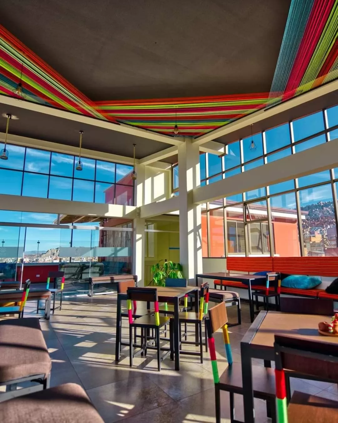 Restaurant/places to eat in ISKAY BOUTIQUE HOSTEL