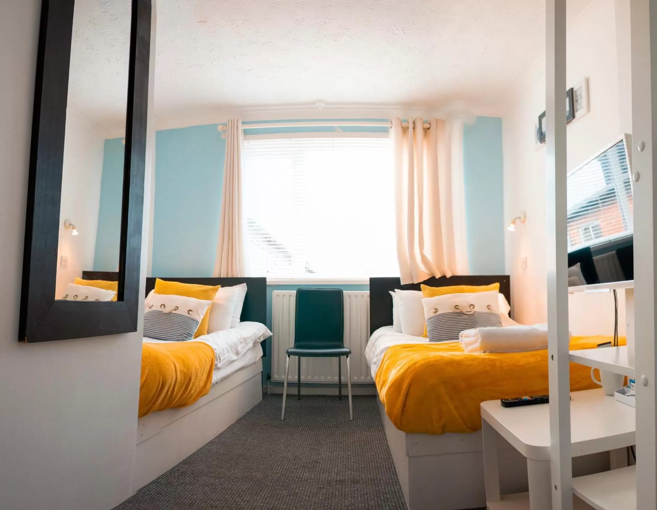 Photo of the whole room, Bed in The Chedburgh