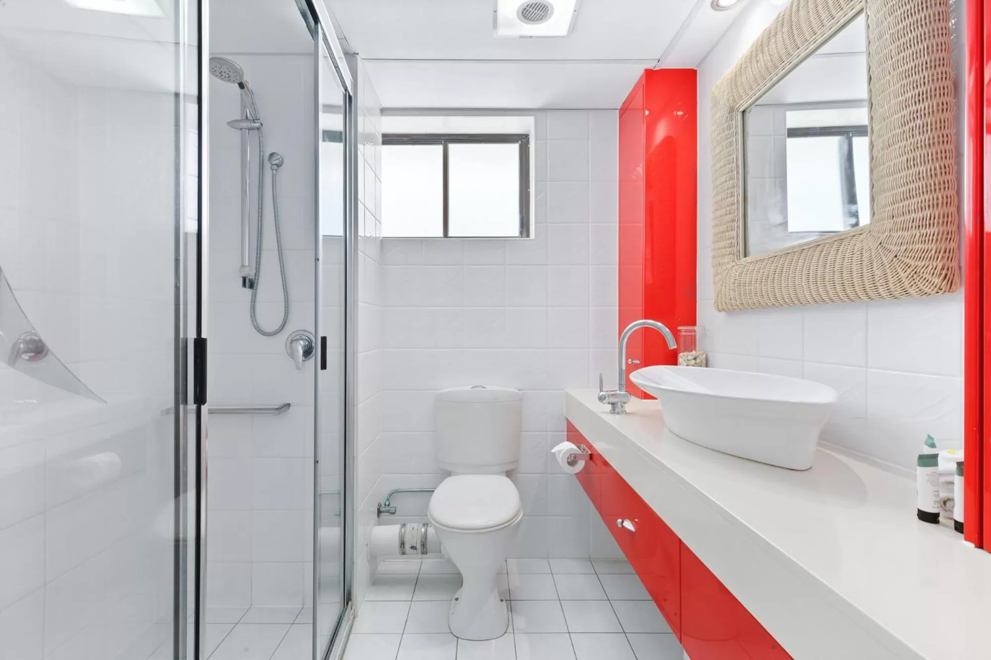 towels in Bayview Tower