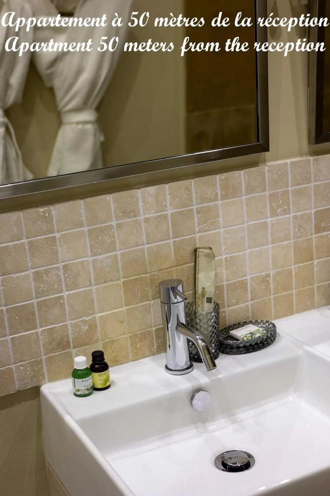 Bathroom in Le Clos Violette et Le 11 D'Aglaé - Hôtel de Charme Design de Luxe