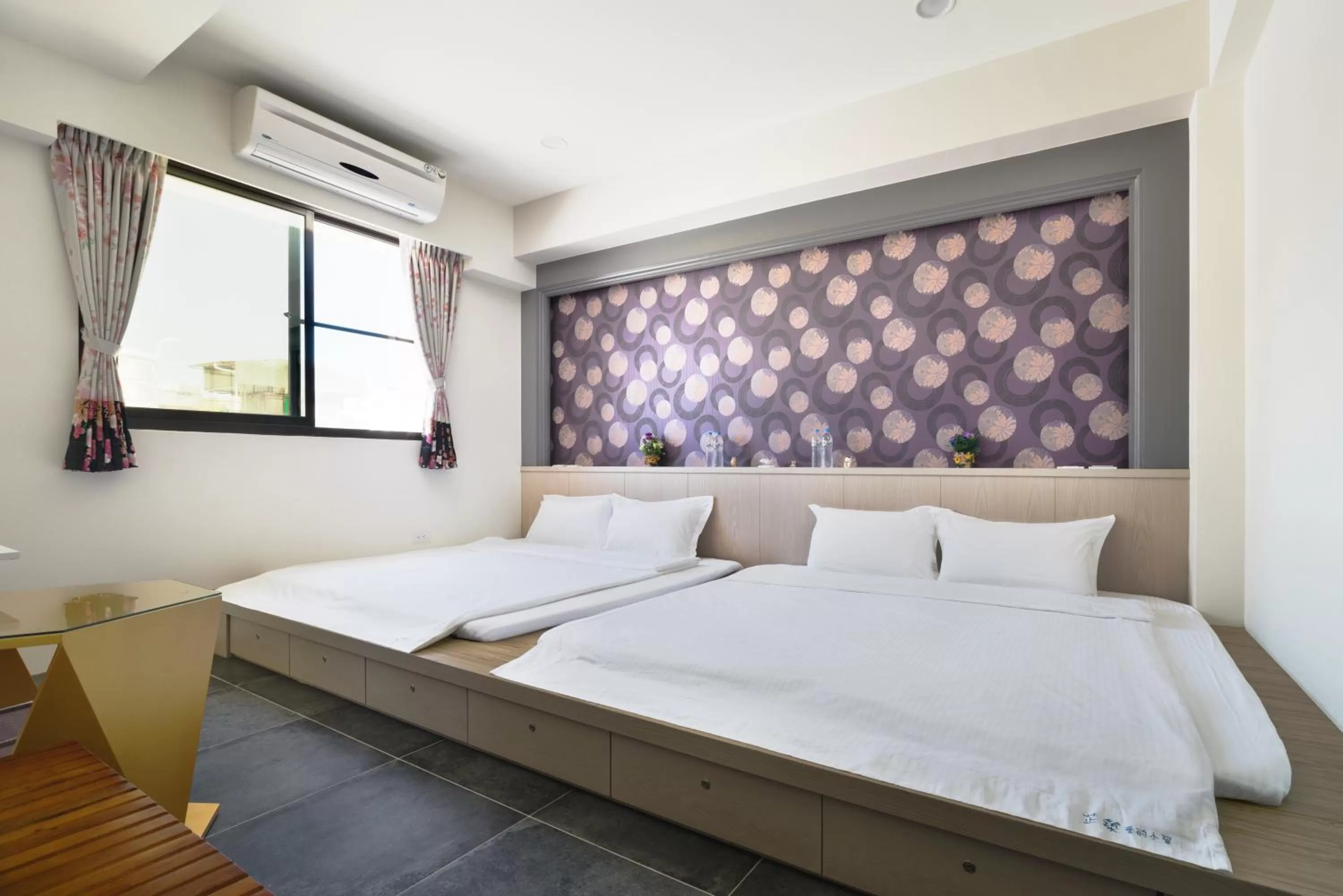 bunk bed, Bed in Zhizhu Homestay