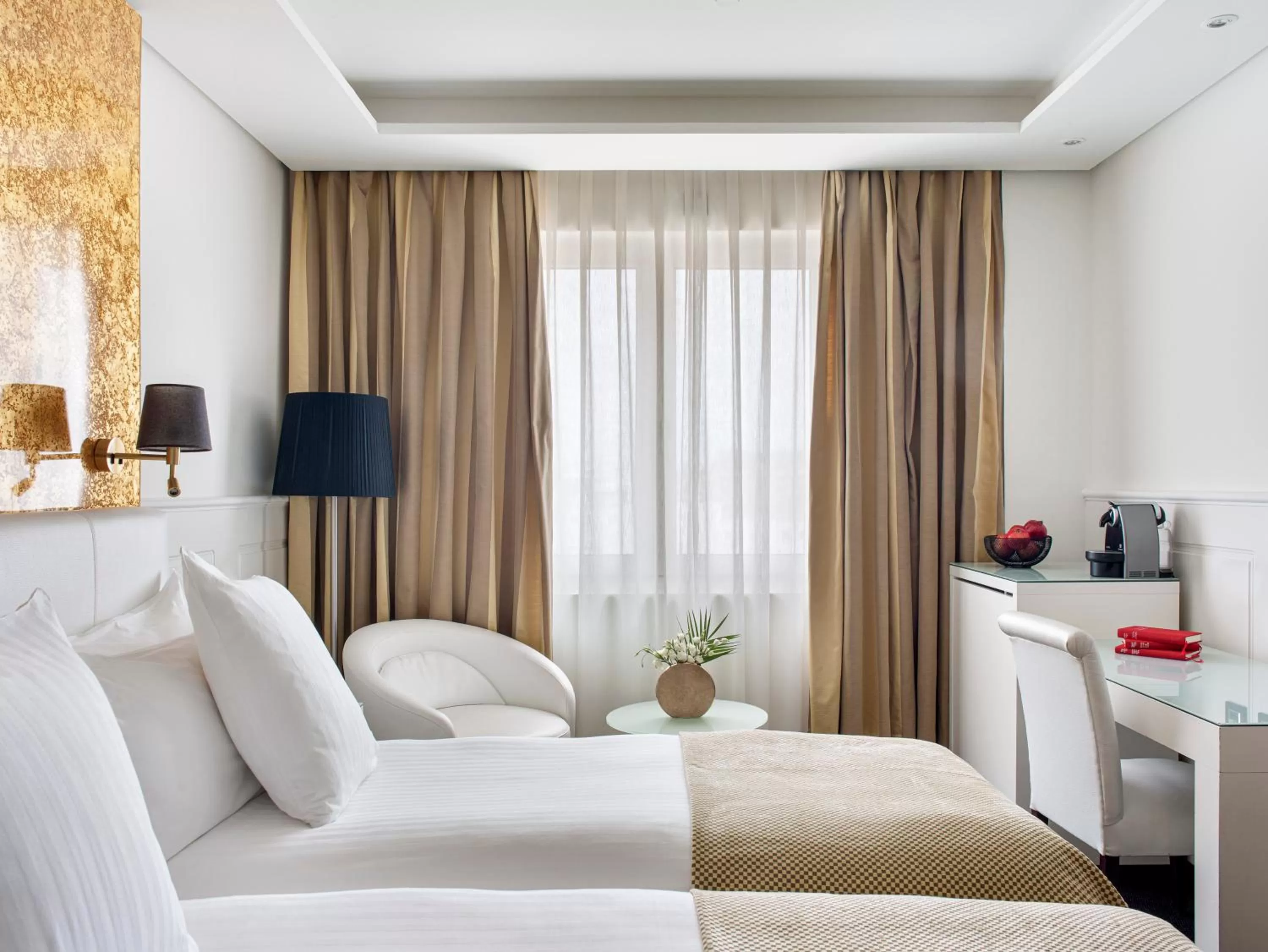 Bed in Hotel Colón Gran Meliá - The Leading Hotels of the World