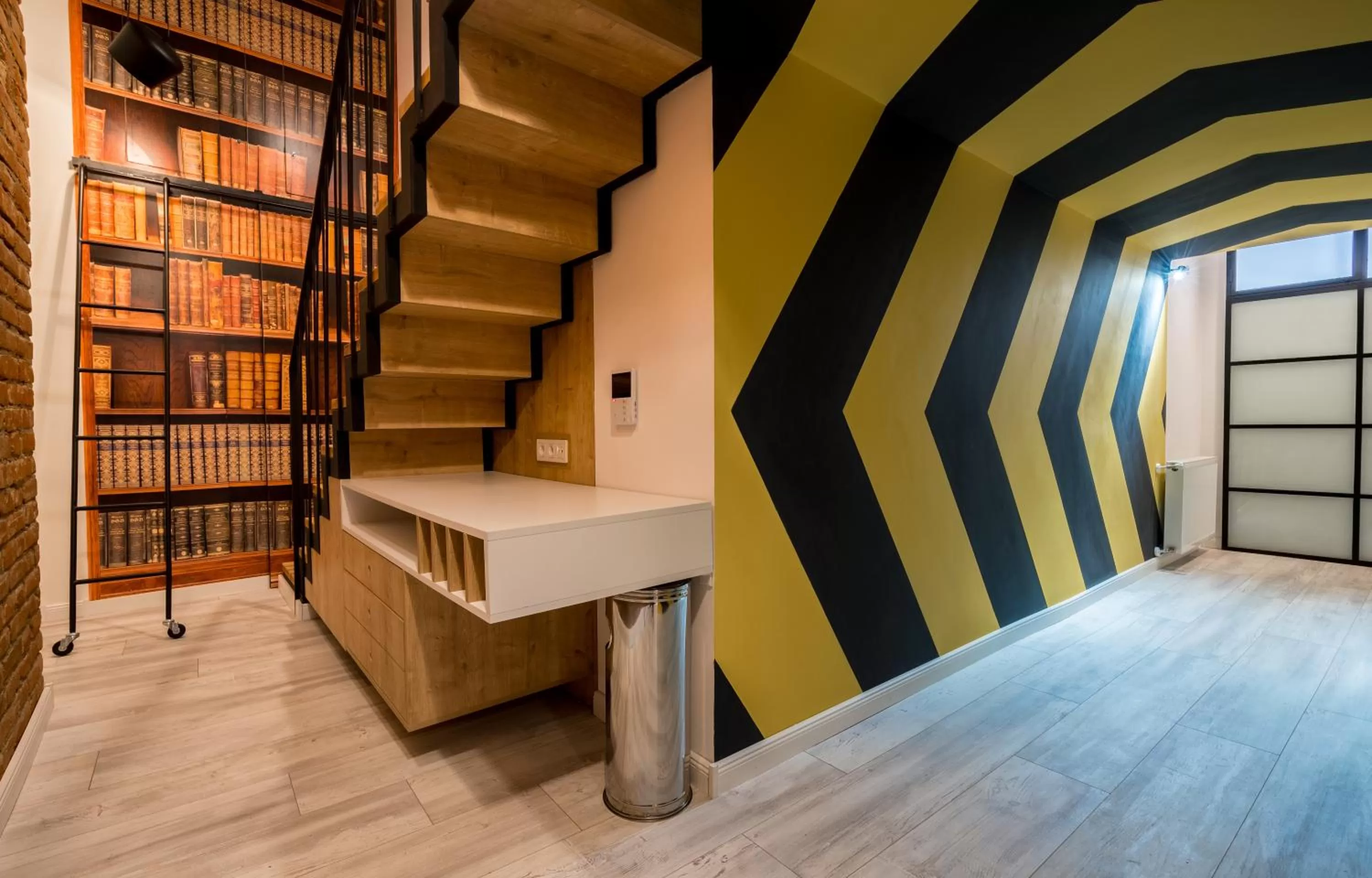 On site in Mini Hotel on Aghmashenebeli Ave