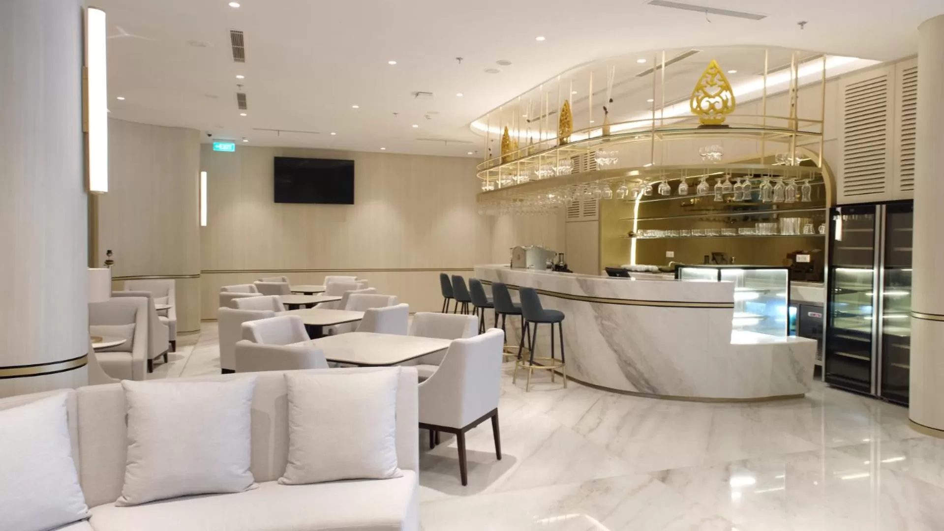 Lounge or bar in Atria Hotel Gading Serpong