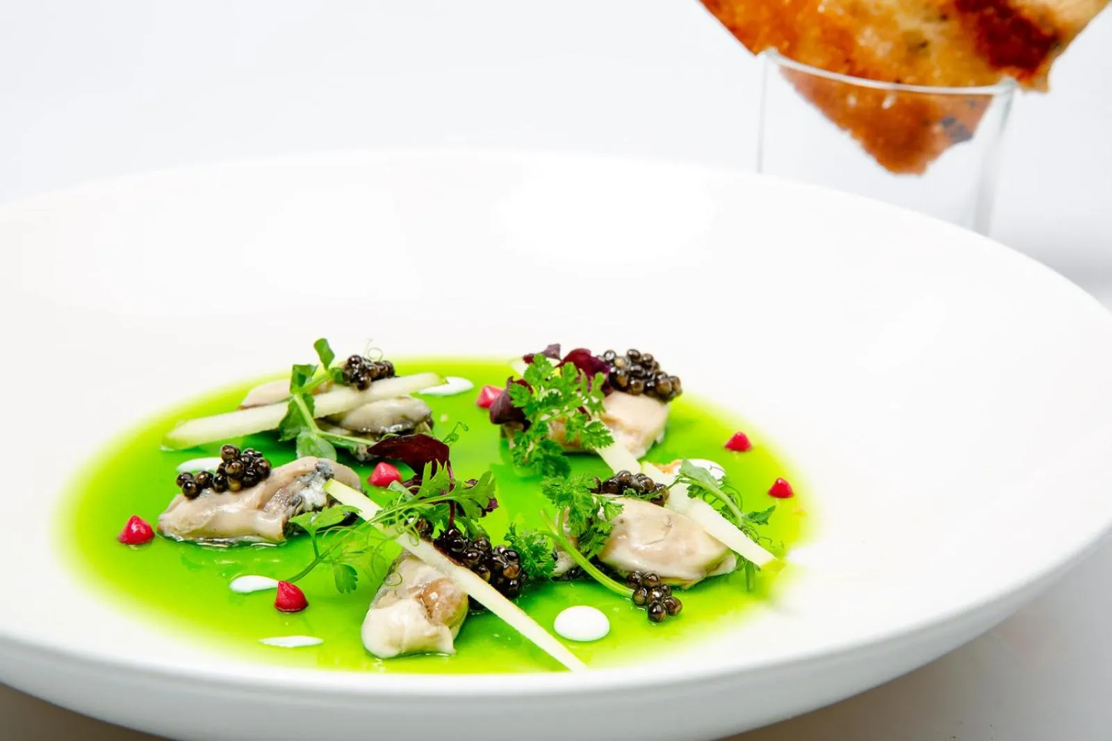 Food in Le Domaine de Baulieu, Singuliers Hotels