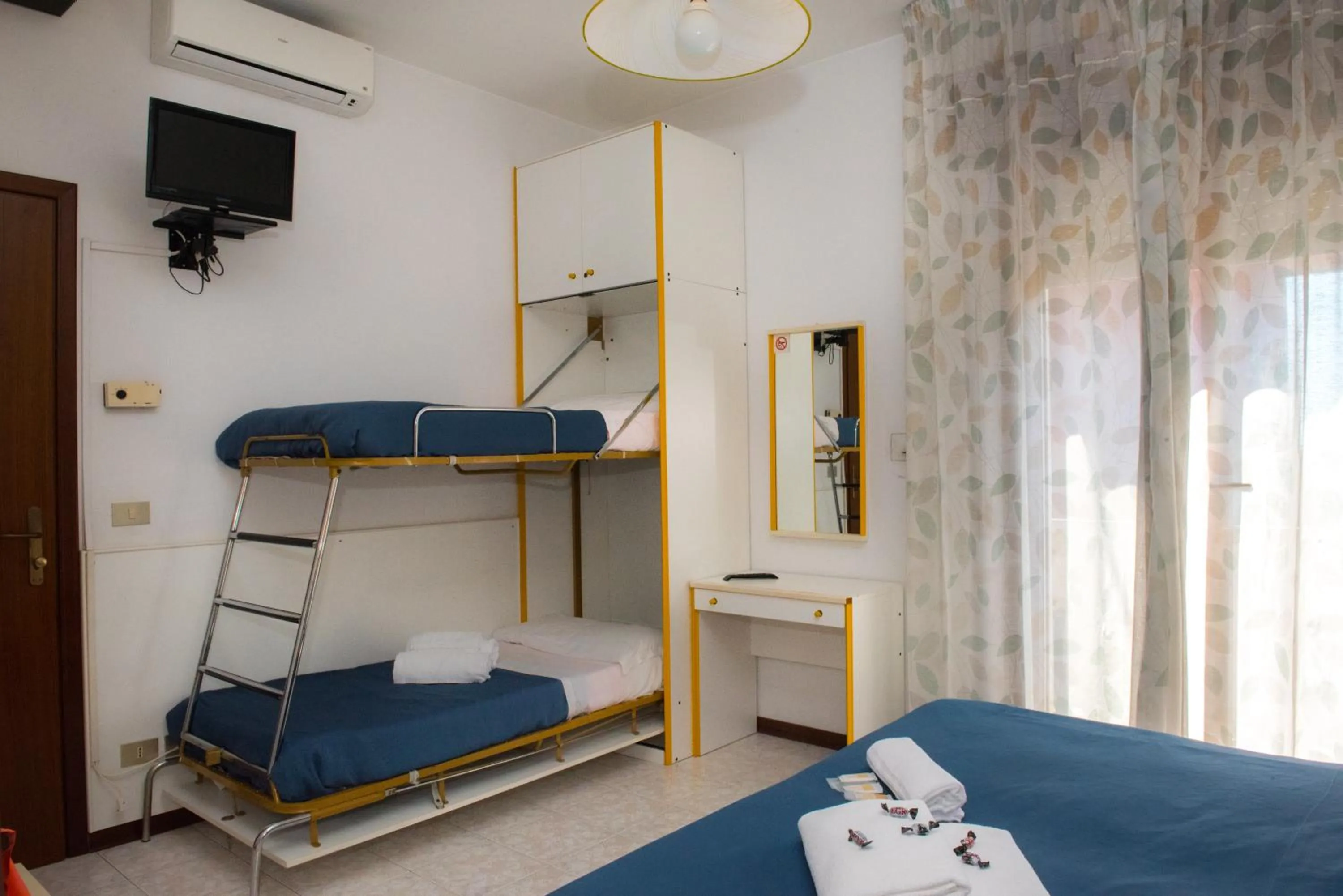 Bed in Hotel Malibran