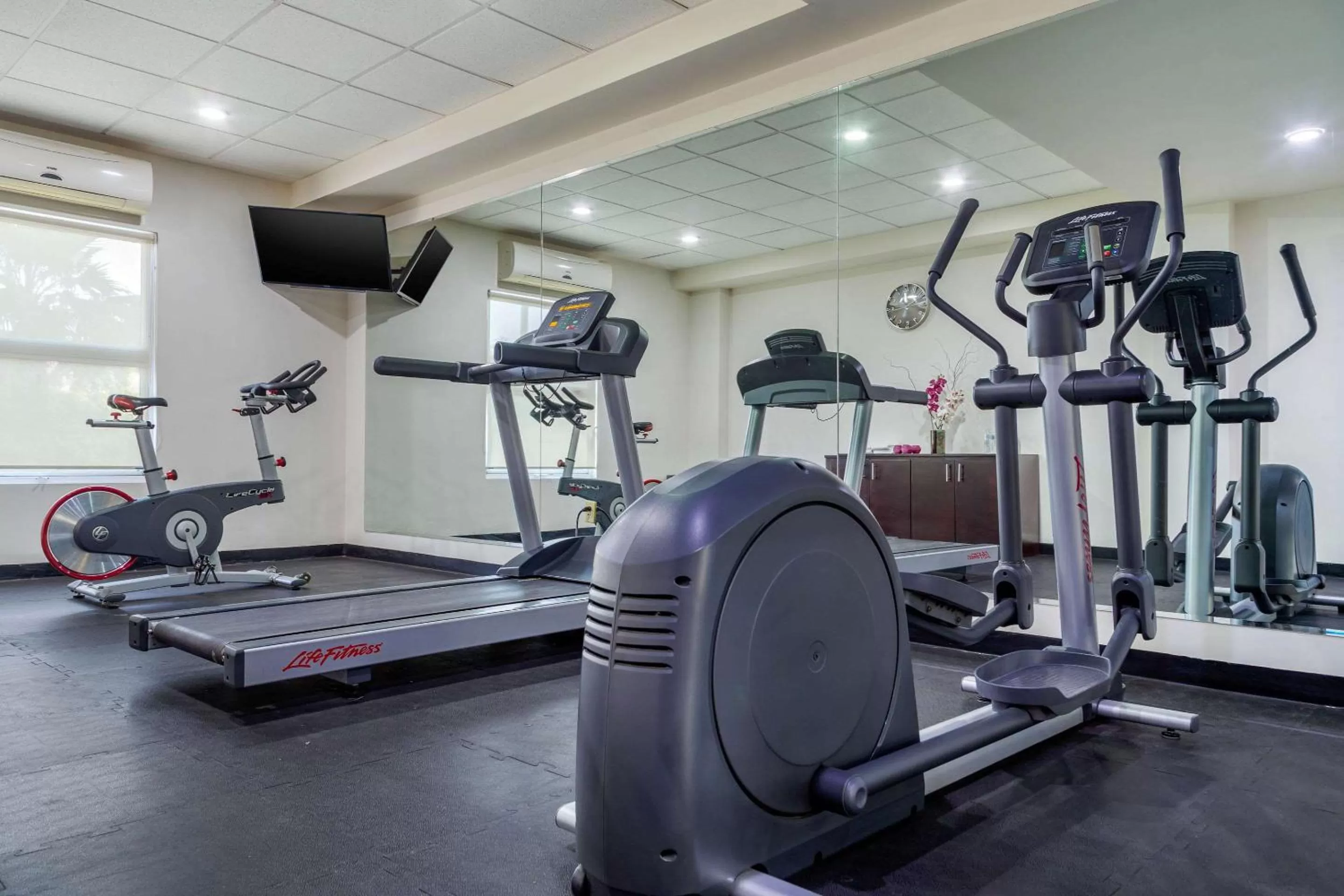 Fitness centre/facilities, Fitness Center/Facilities in Sleep Inn Torreon