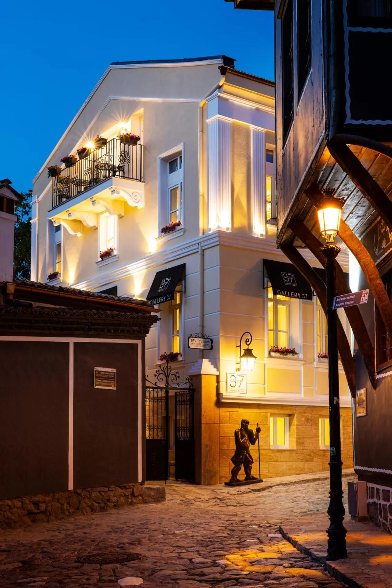 Facade/entrance in Gallery 37 Powered by ASTON