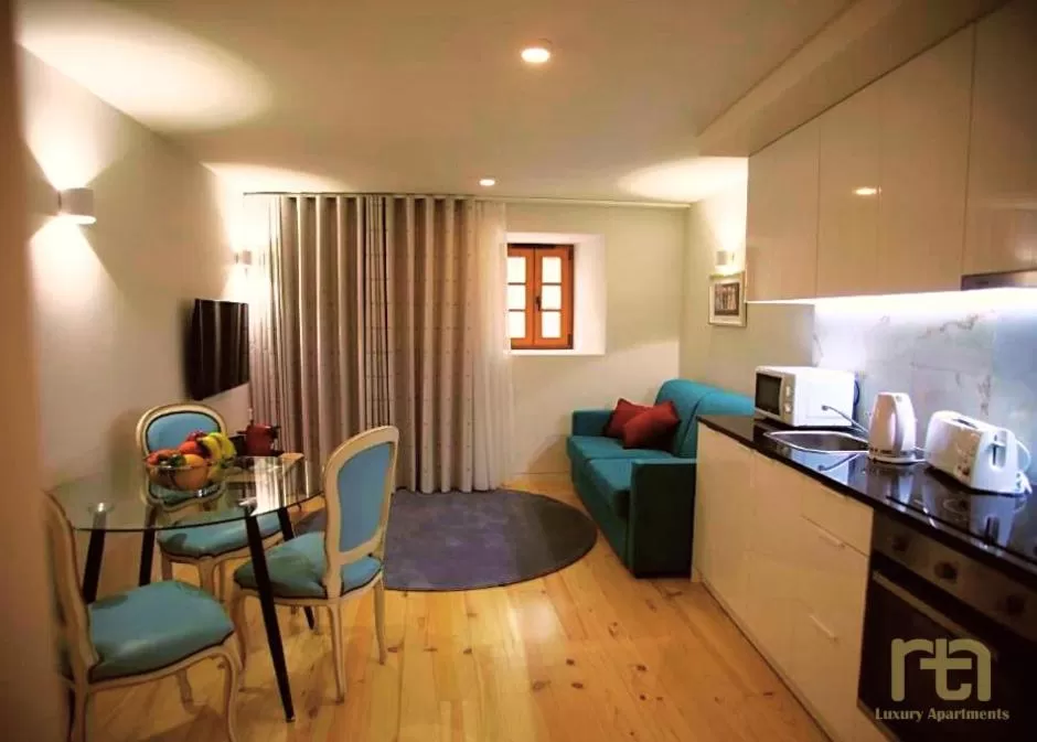 Kitchen/Kitchenette in TM Luxury Apartments Lisbon