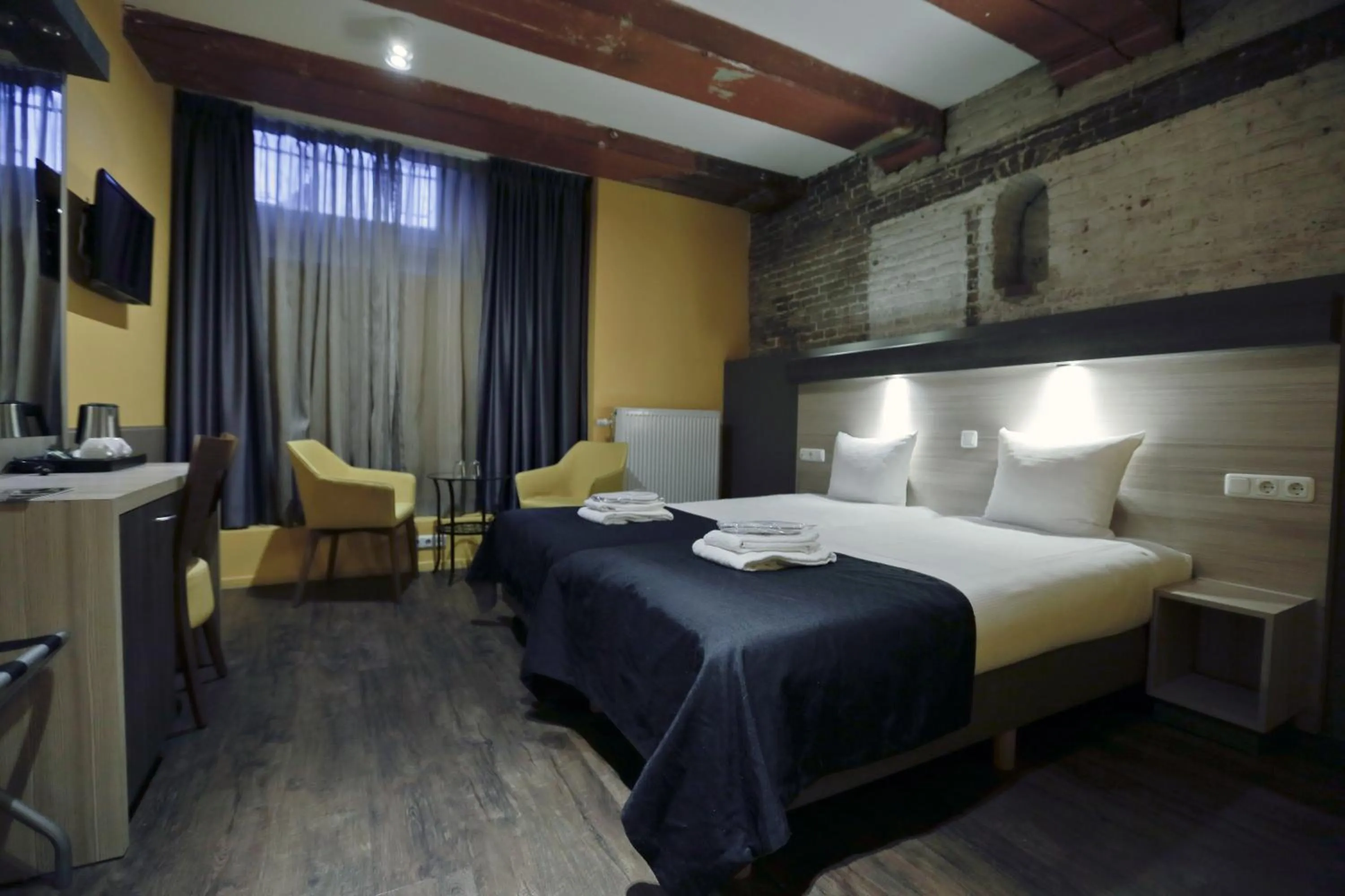 Bed in City Hotel Amsterdam