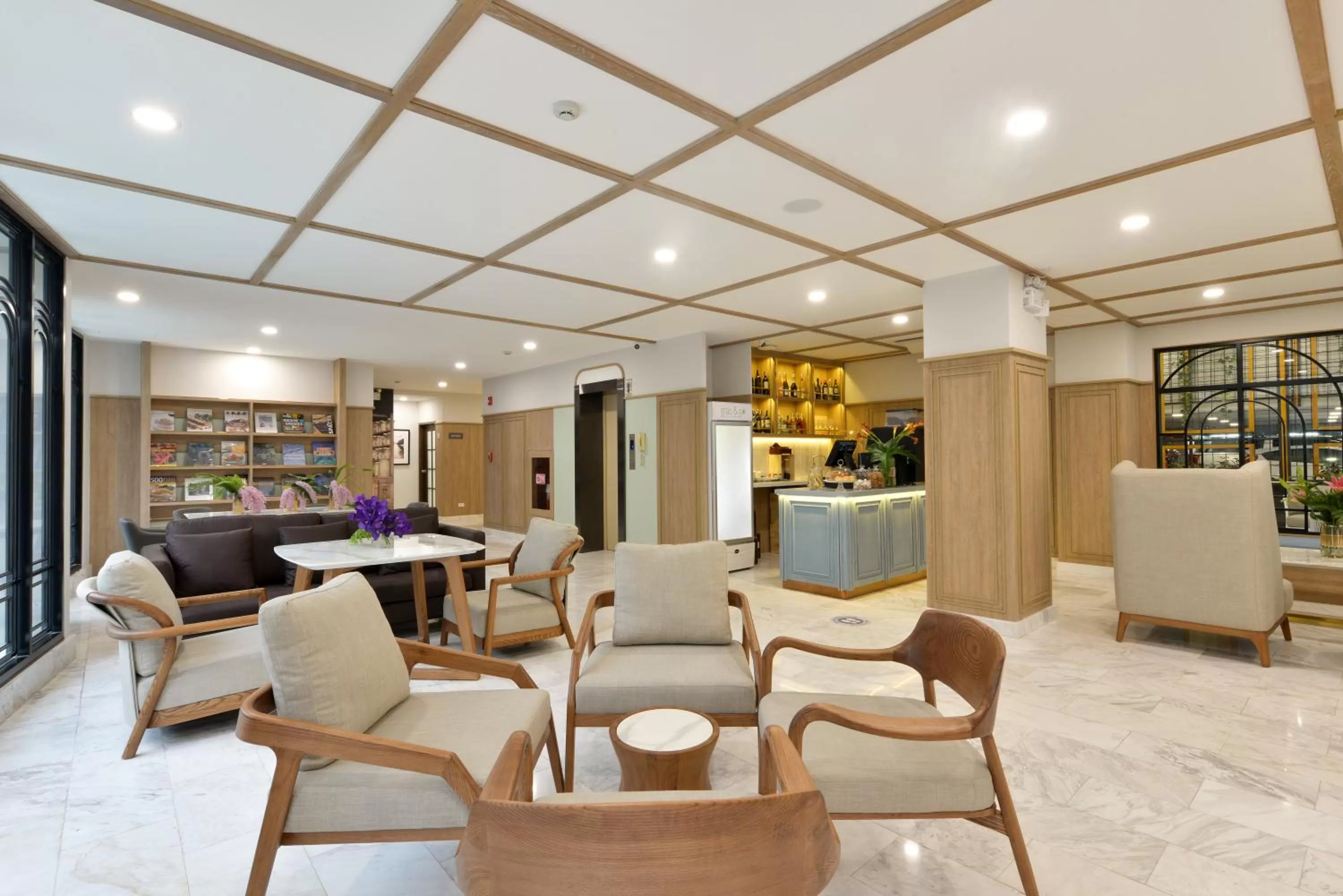 Lobby or reception in Oakwood Hotel & Residence Bangkok