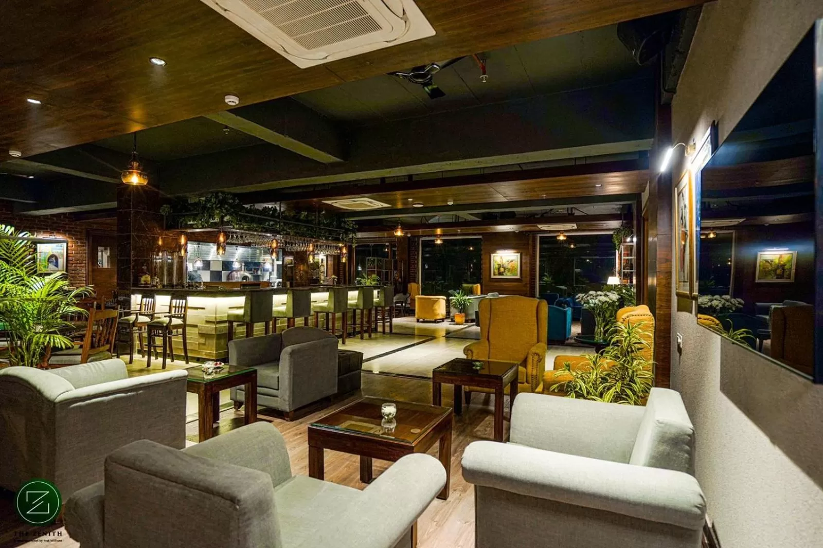 Lounge/Bar in The Zenith - A boutique hotel by Hot Millions