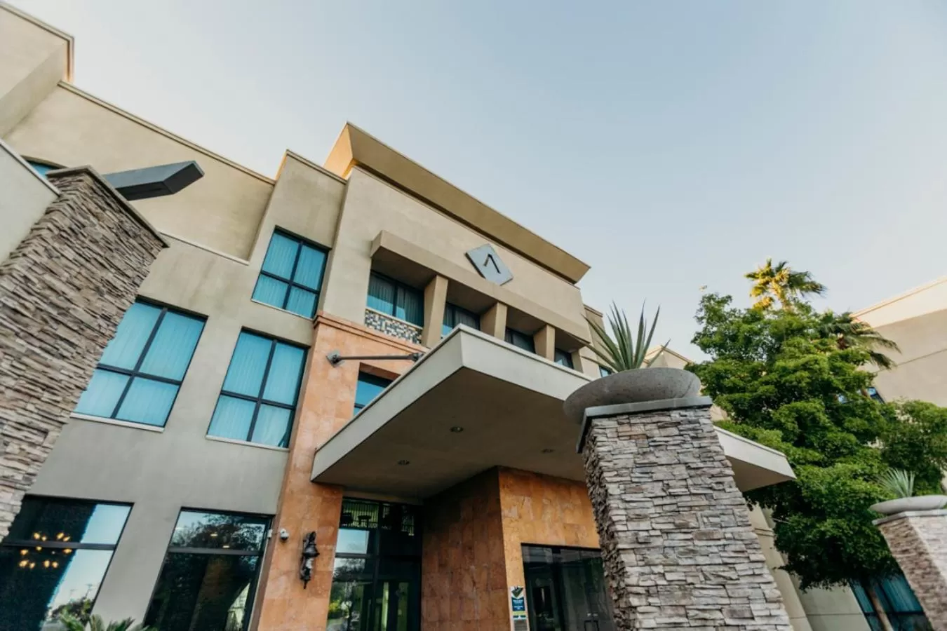 Property building in Hotel Araiza Mexicali