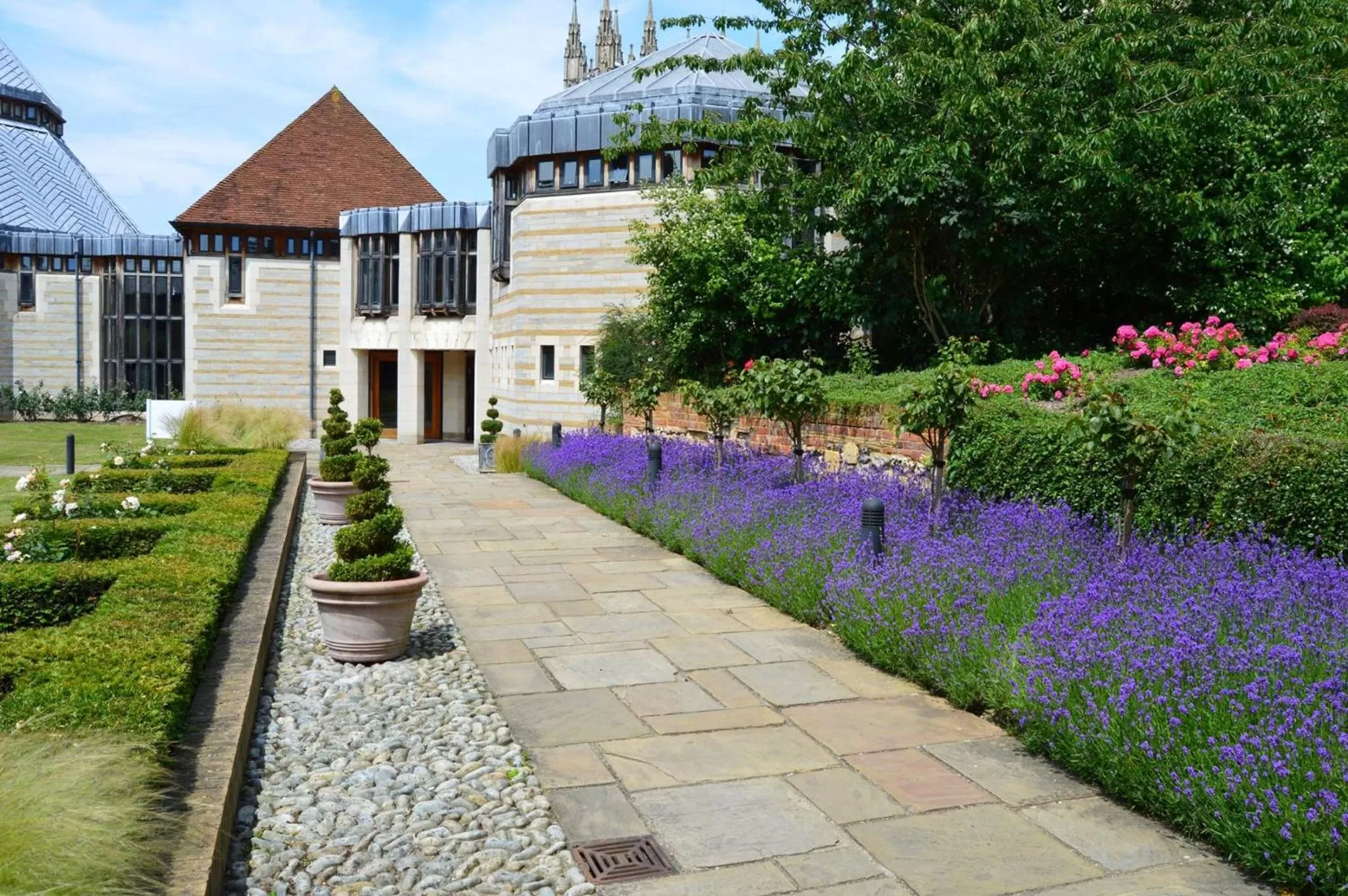 Facade/entrance in Canterbury Cathedral Lodge