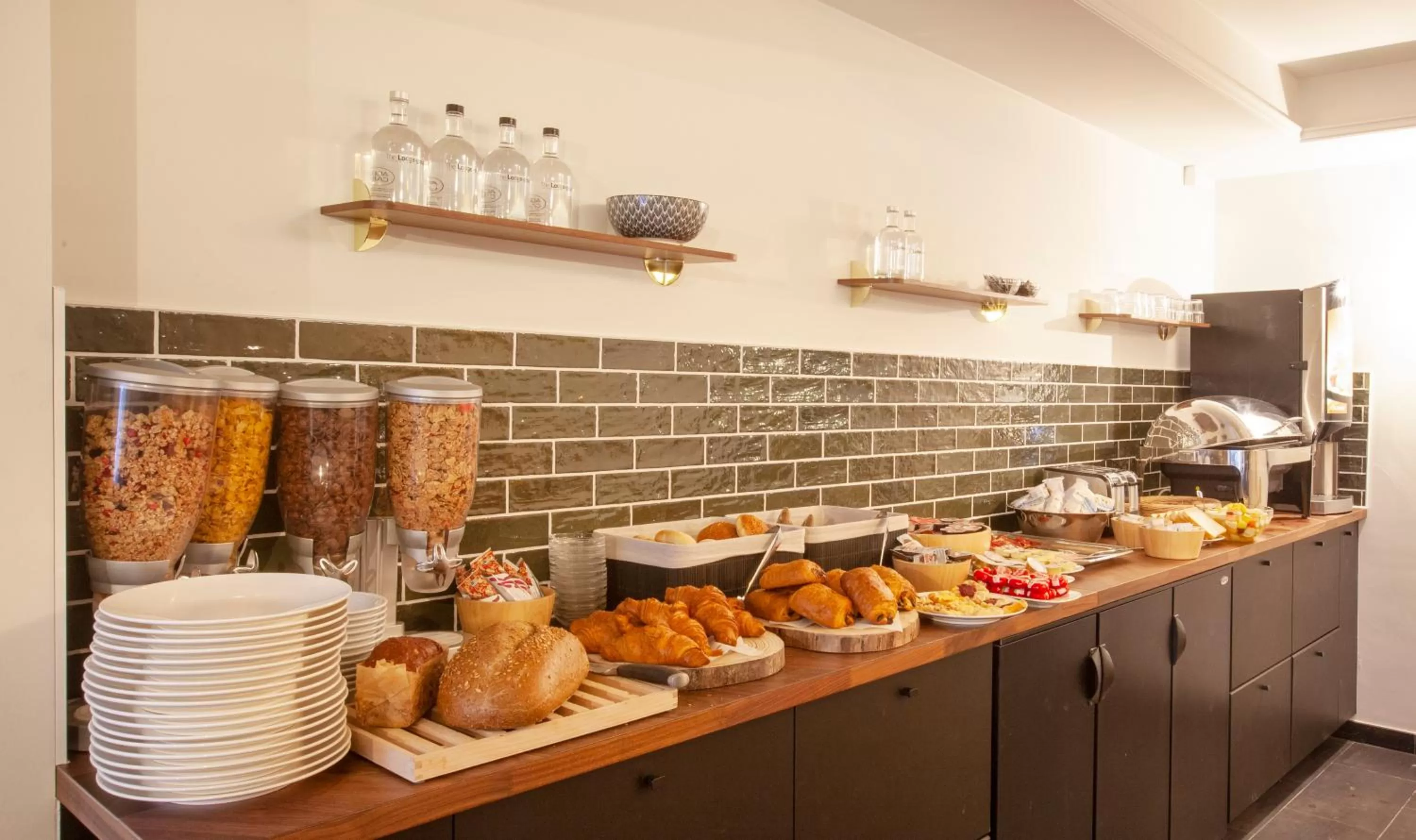 Breakfast in Hotel The Shepherd