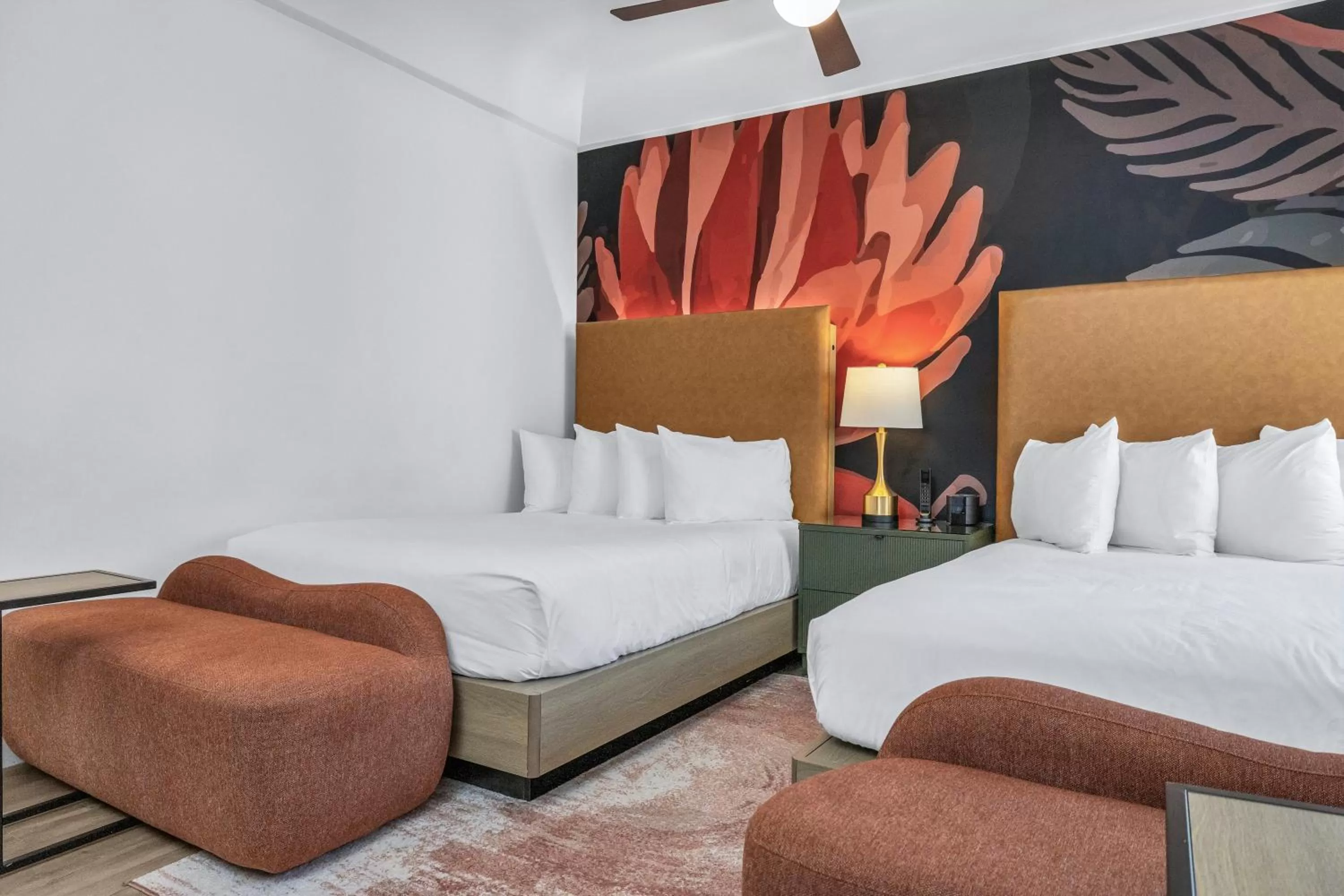 Bedroom, Bed in Nob Hill Hotel